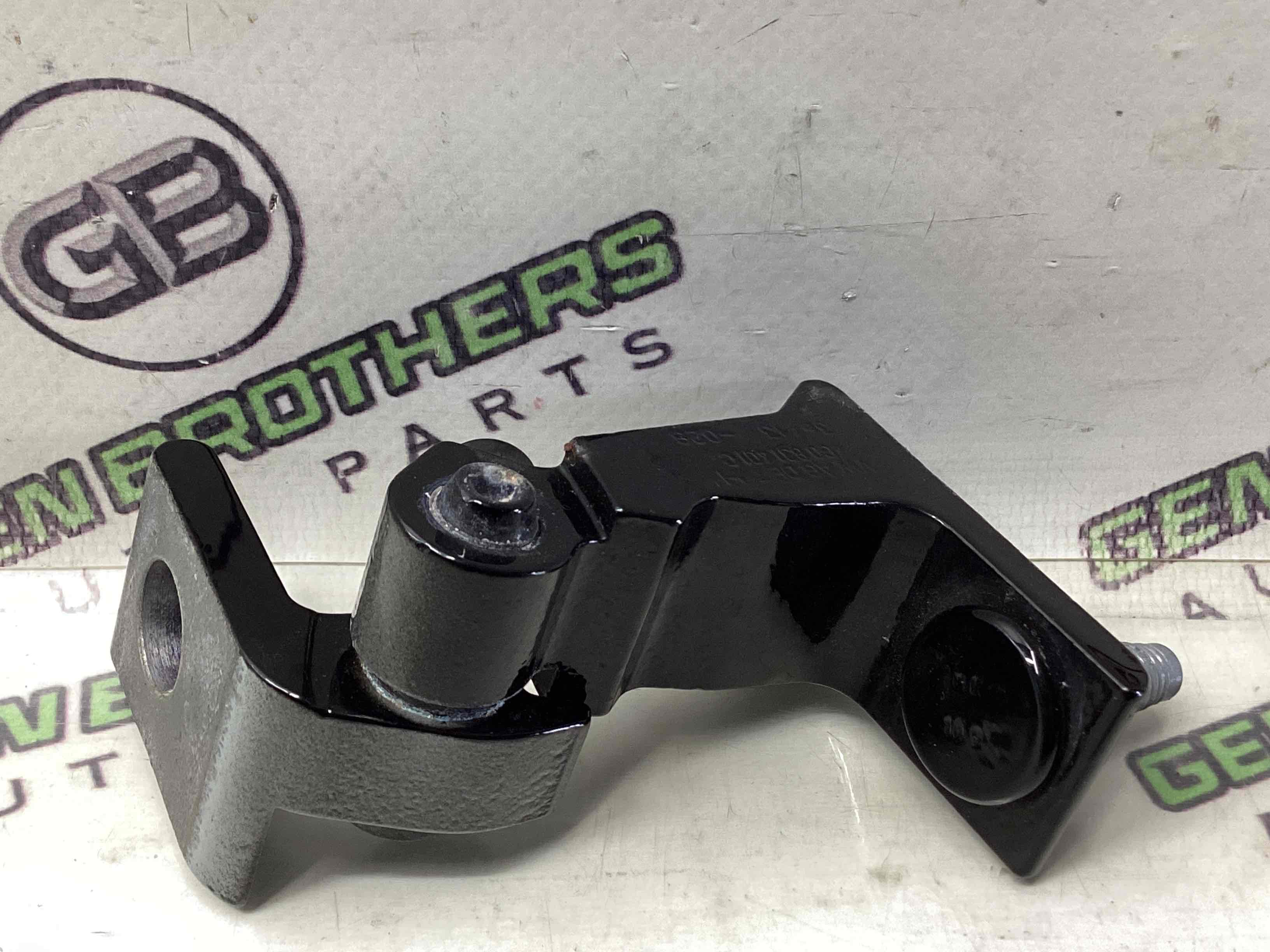 Петля двері, замок двері