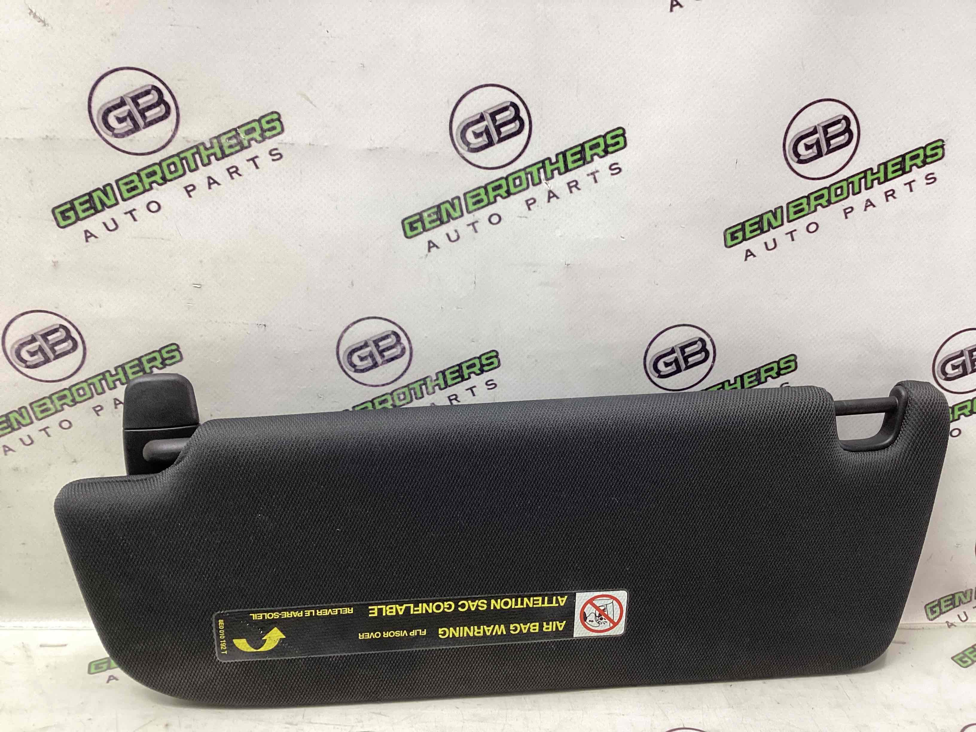 Козирок сонцезахисний