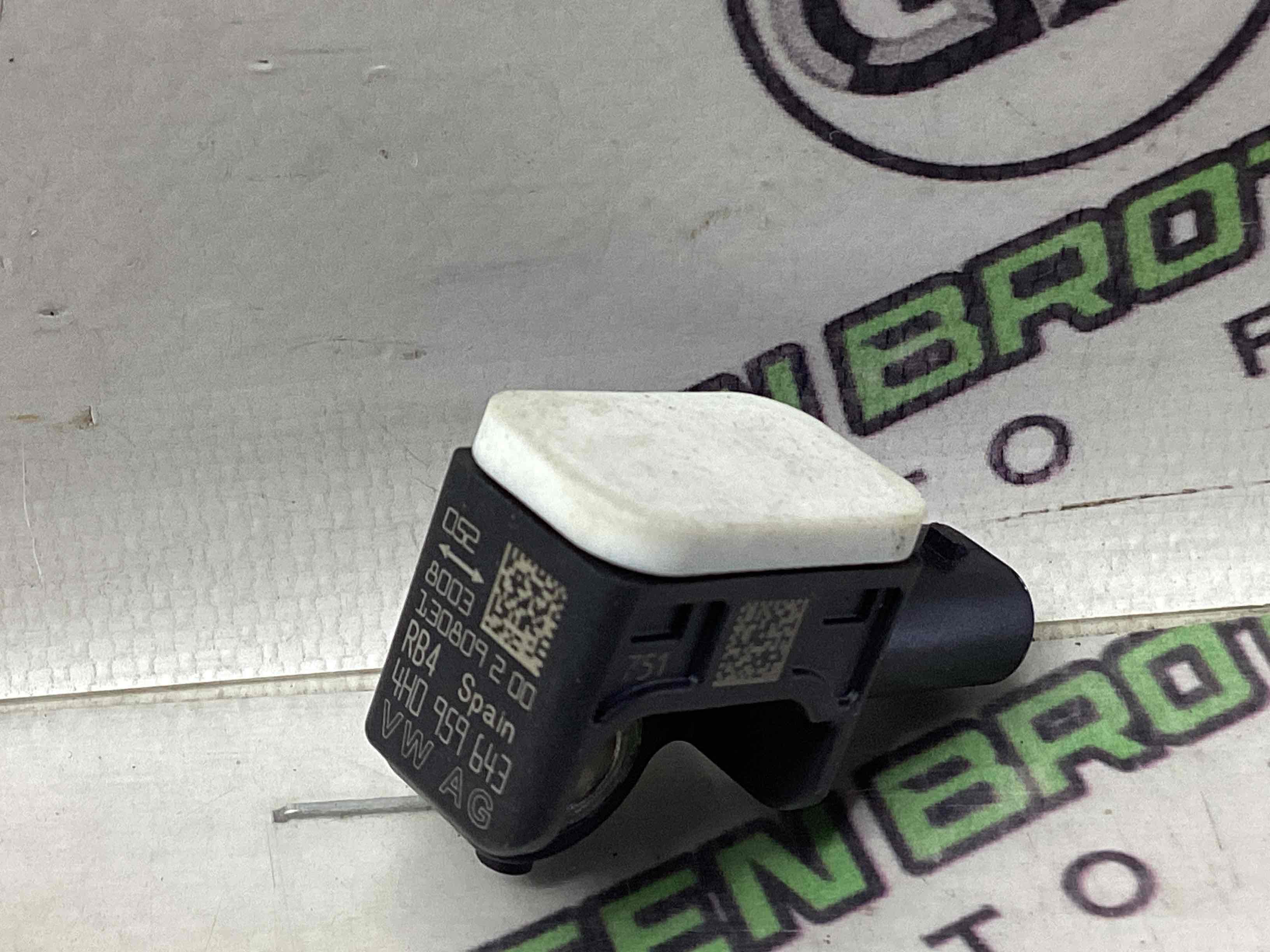 Датчик удару Airbag бічний