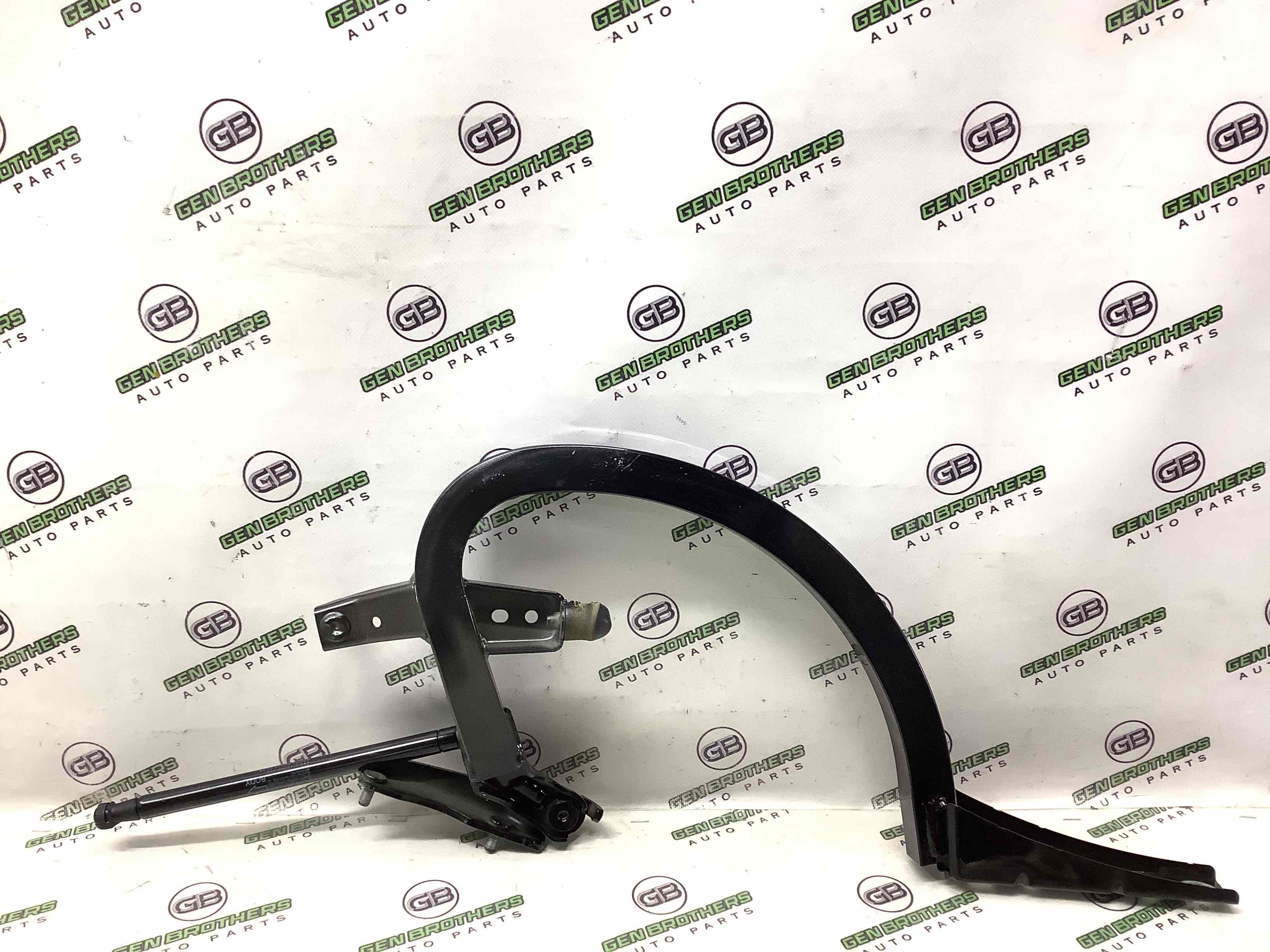 Петля кришки багажника, двері багажника