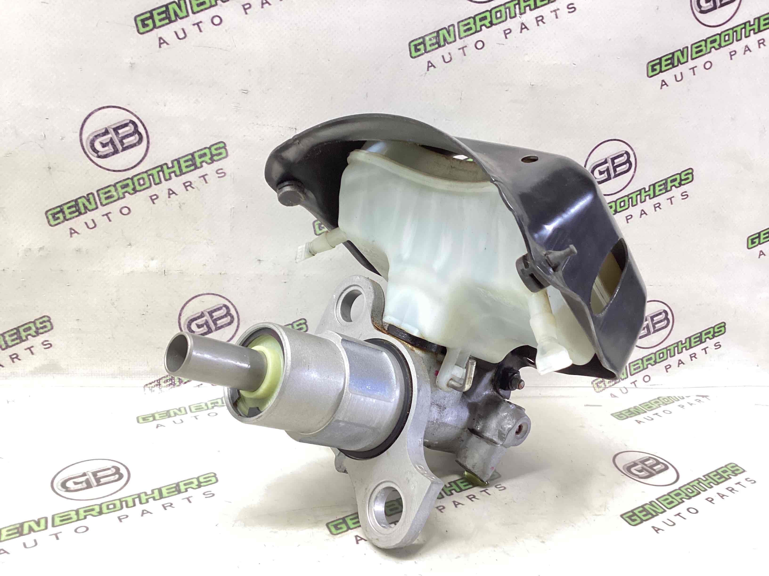 Циліндр гальмівний головний