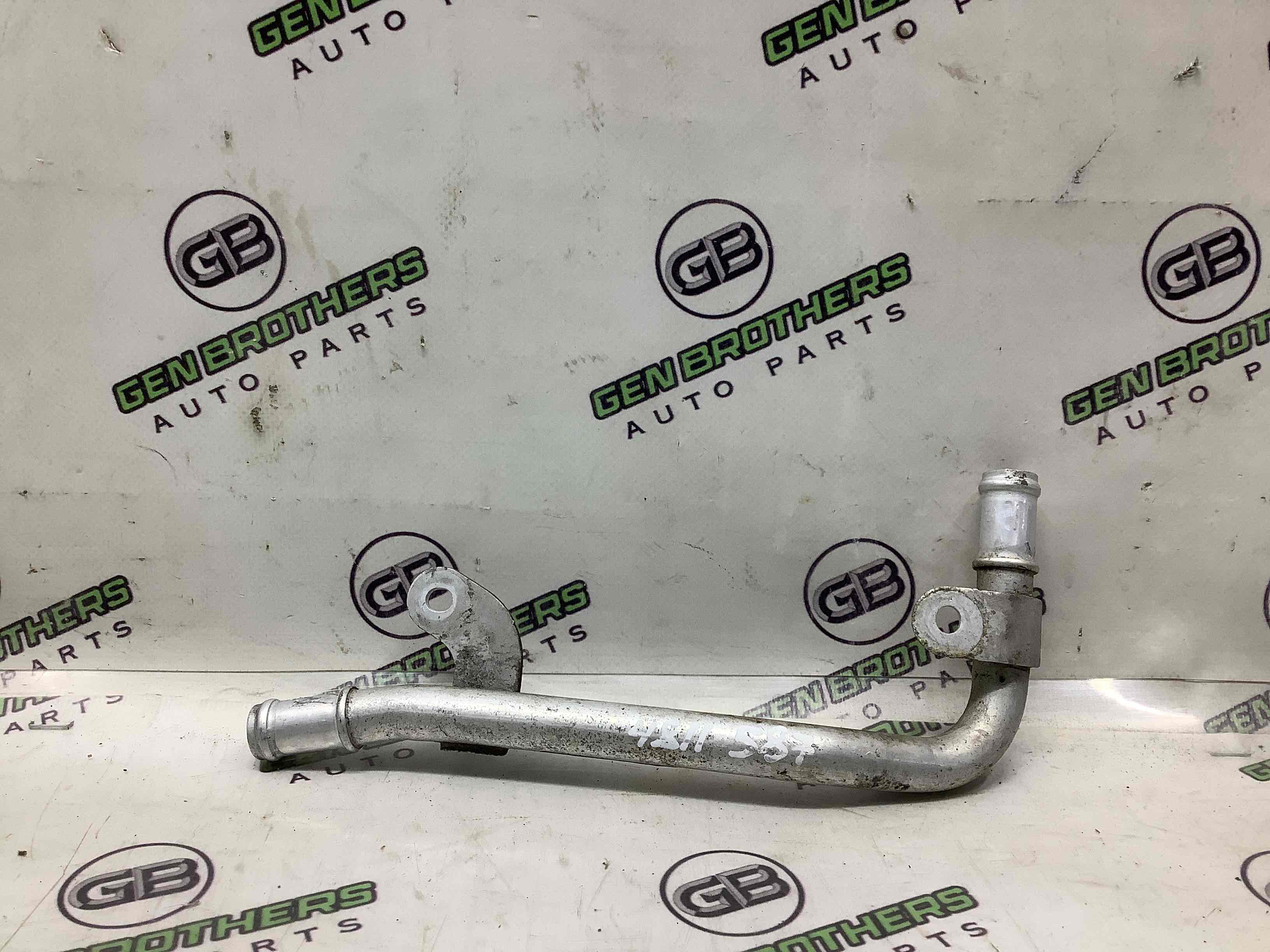 Патрубок трубопровід, шланг