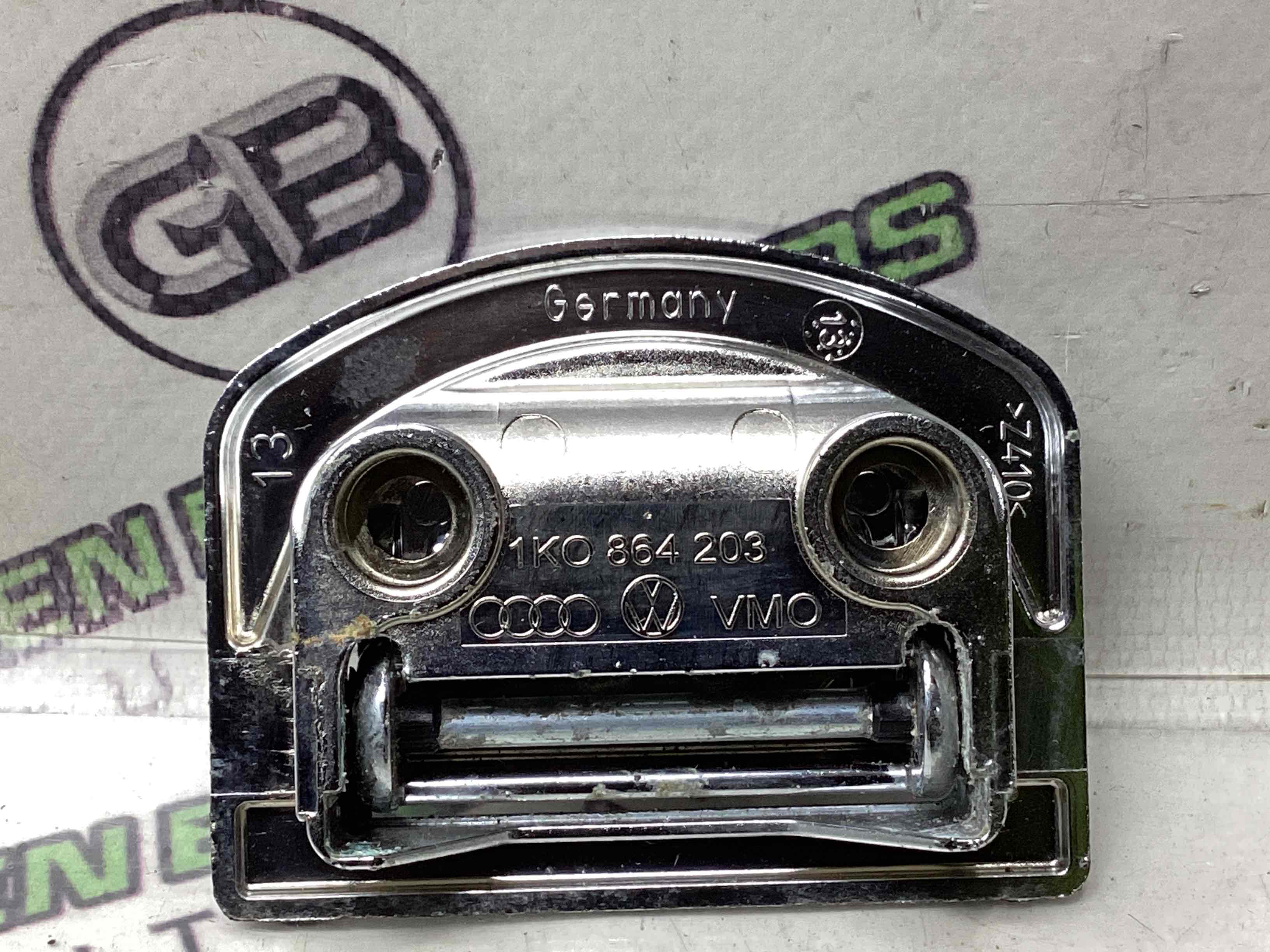 Кріплення, кронштейн