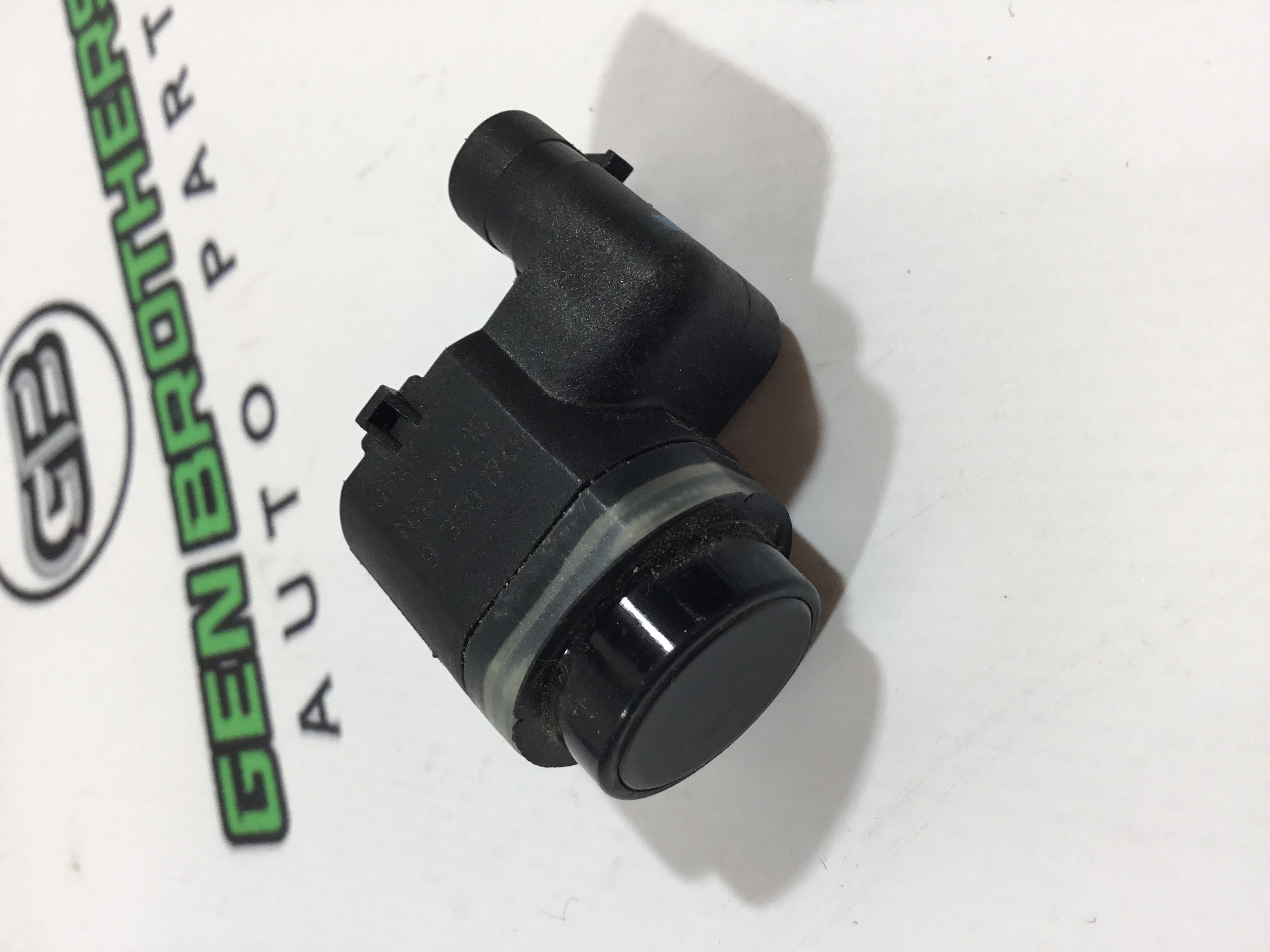 Парктронік, кріплення, корпус