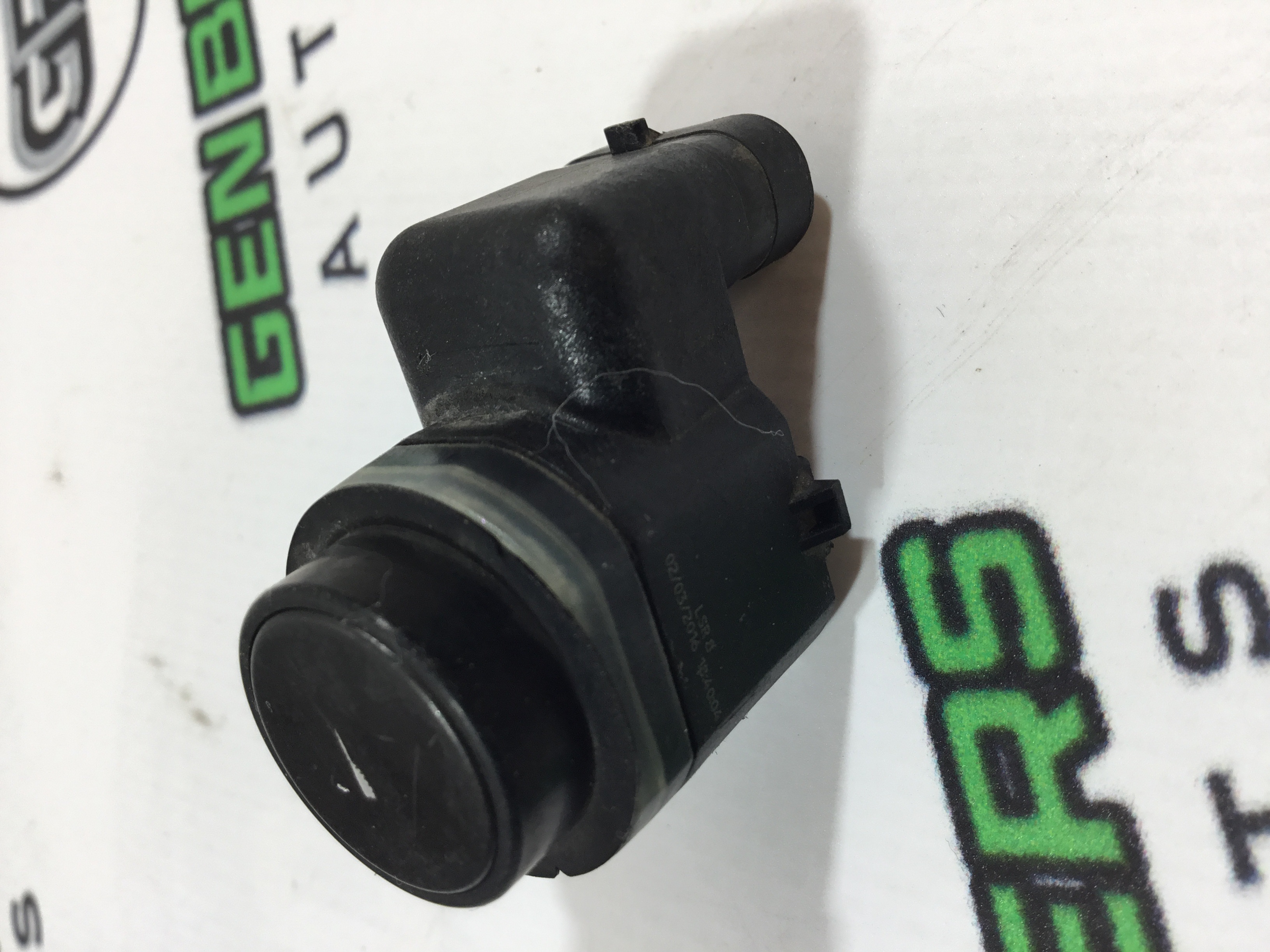 Парктронік, кріплення, корпус