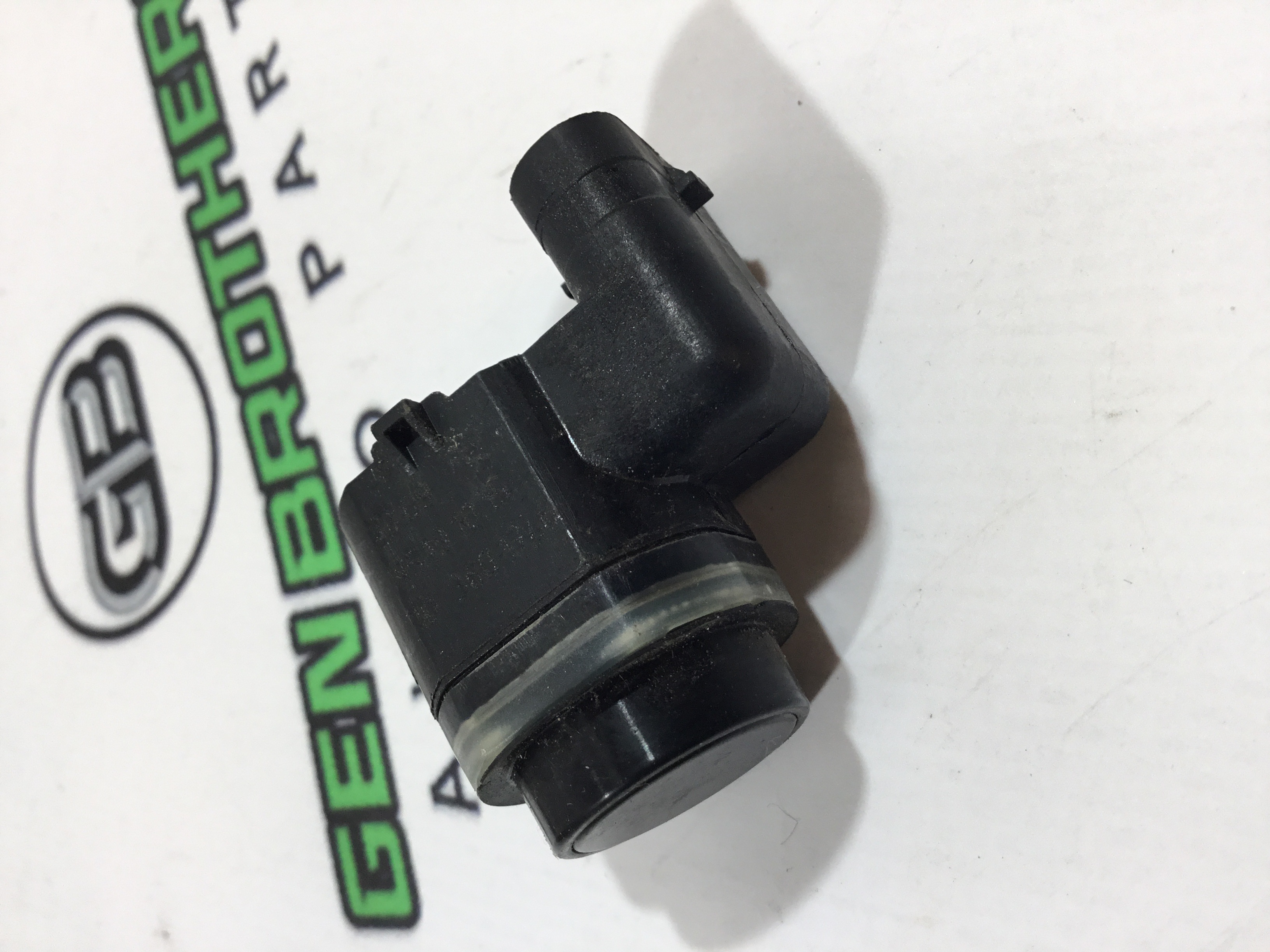 Парктронік, кріплення, корпус