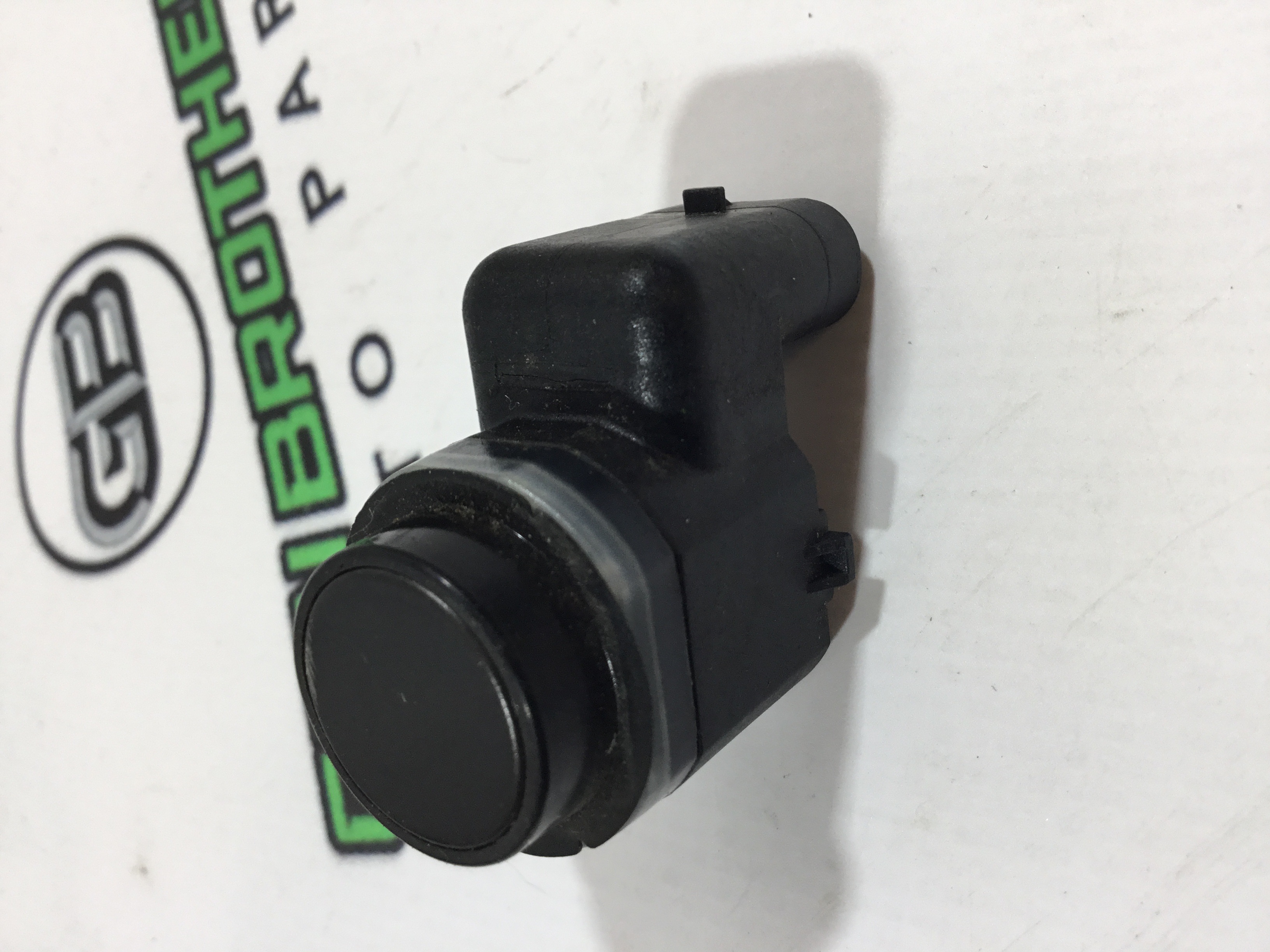 Парктронік, кріплення, корпус