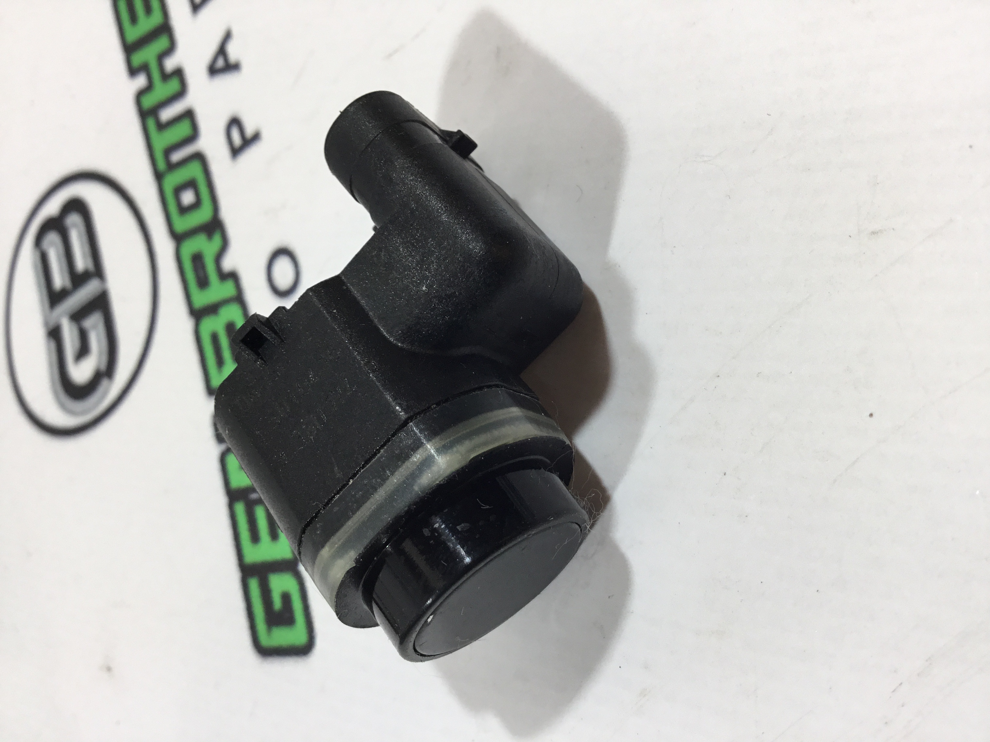 Парктронік, кріплення, корпус