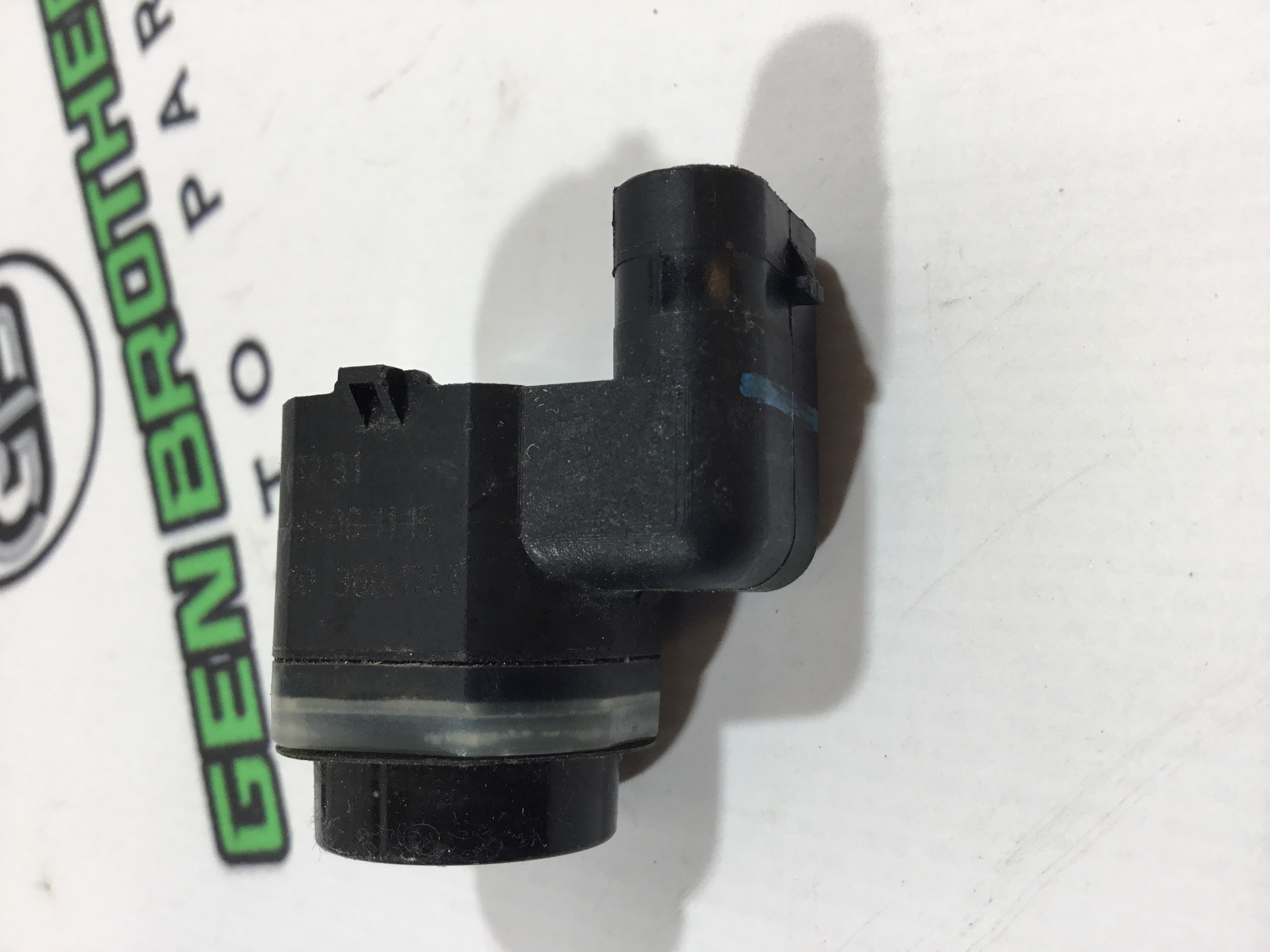 Парктронік, кріплення, корпус