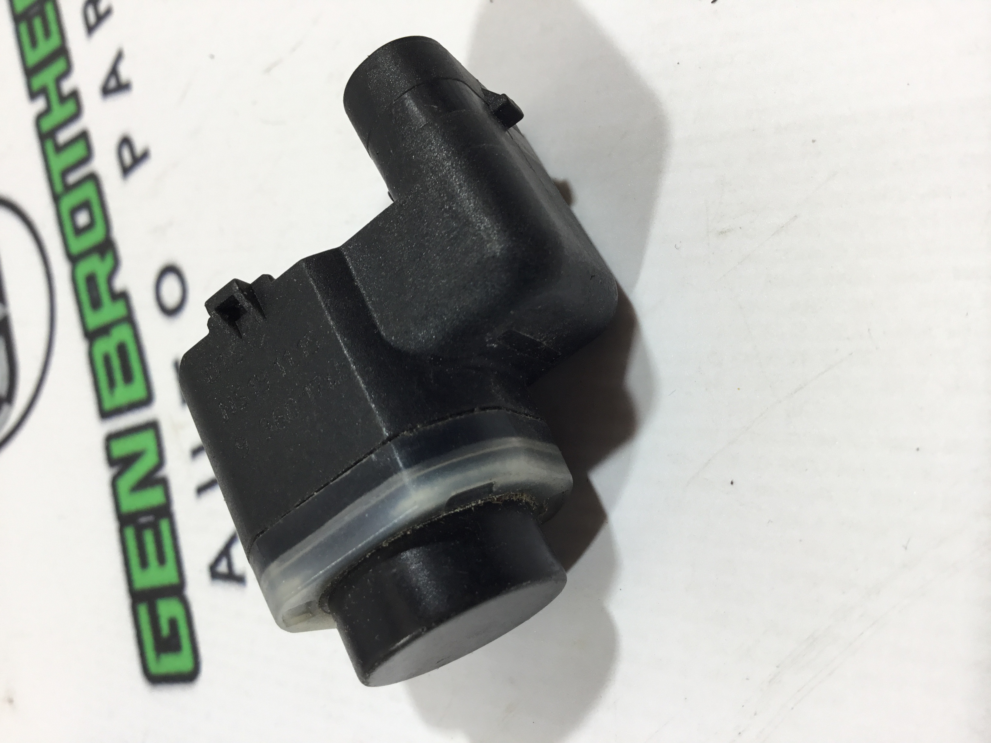 Парктронік, кріплення, корпус