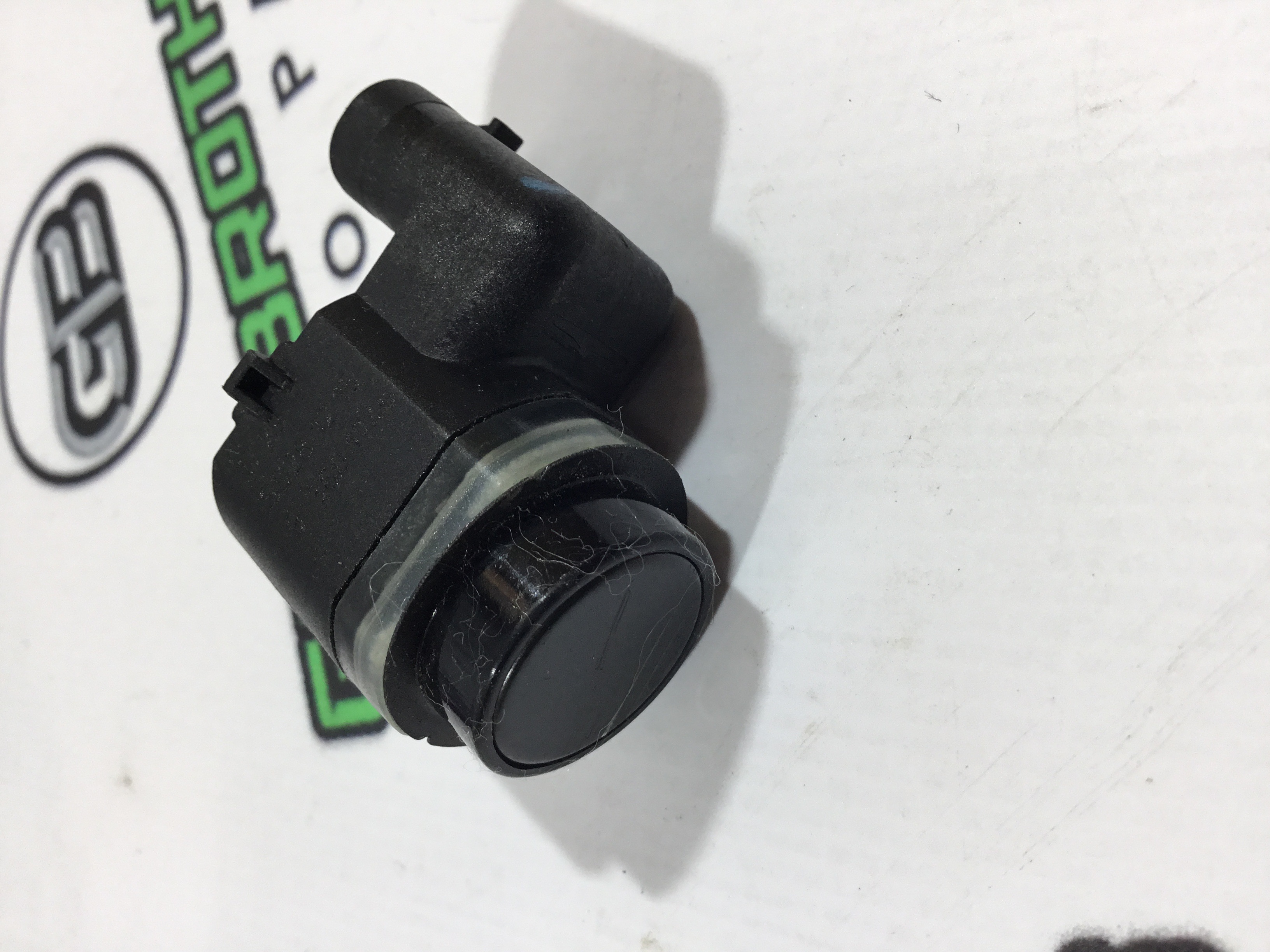 Парктронік, кріплення, корпус