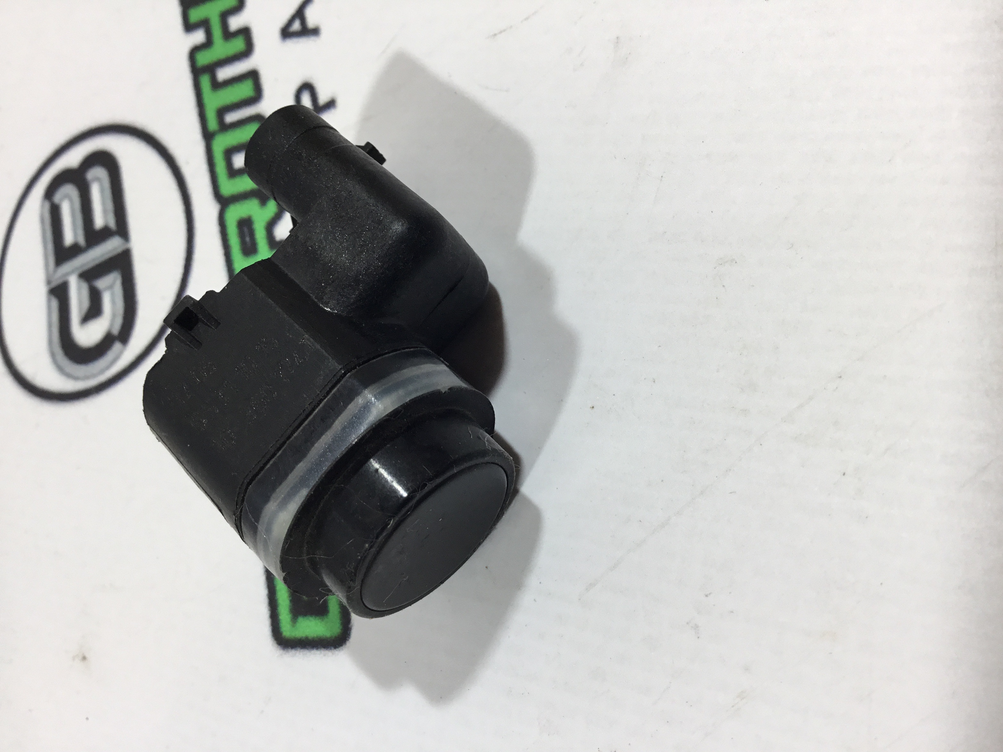 Парктронік, кріплення, корпус