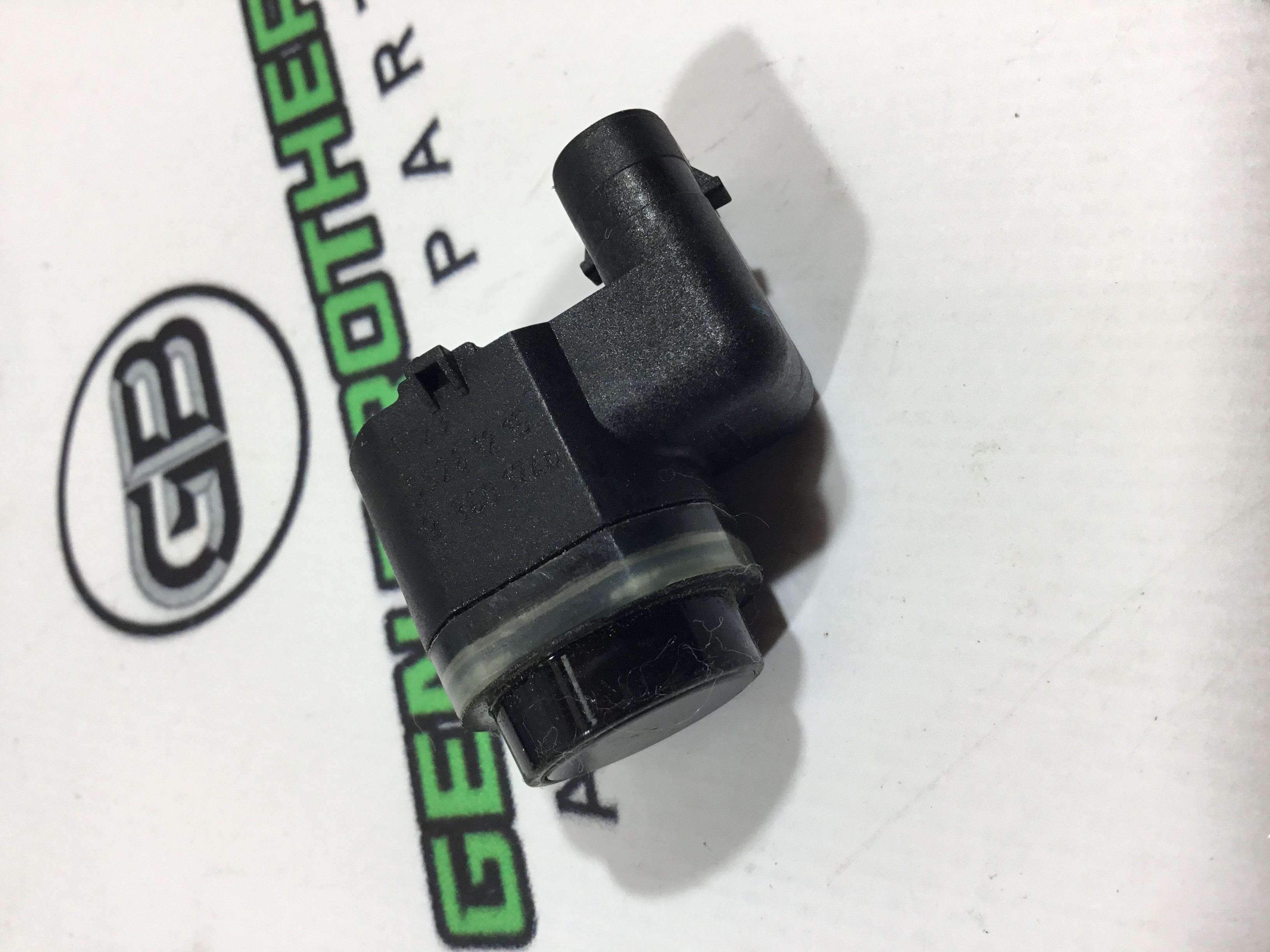 Парктронік, кріплення, корпус