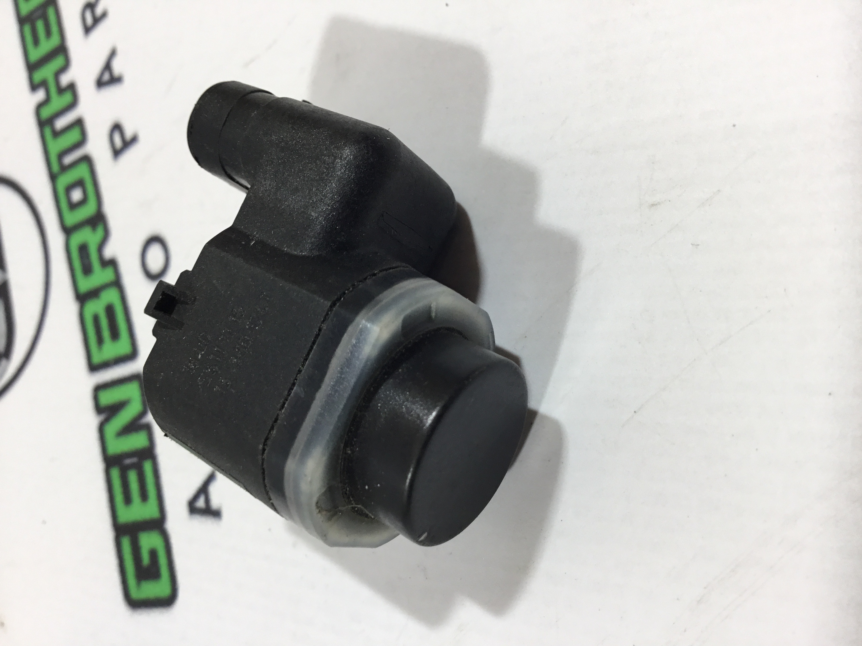 Парктронік, кріплення, корпус