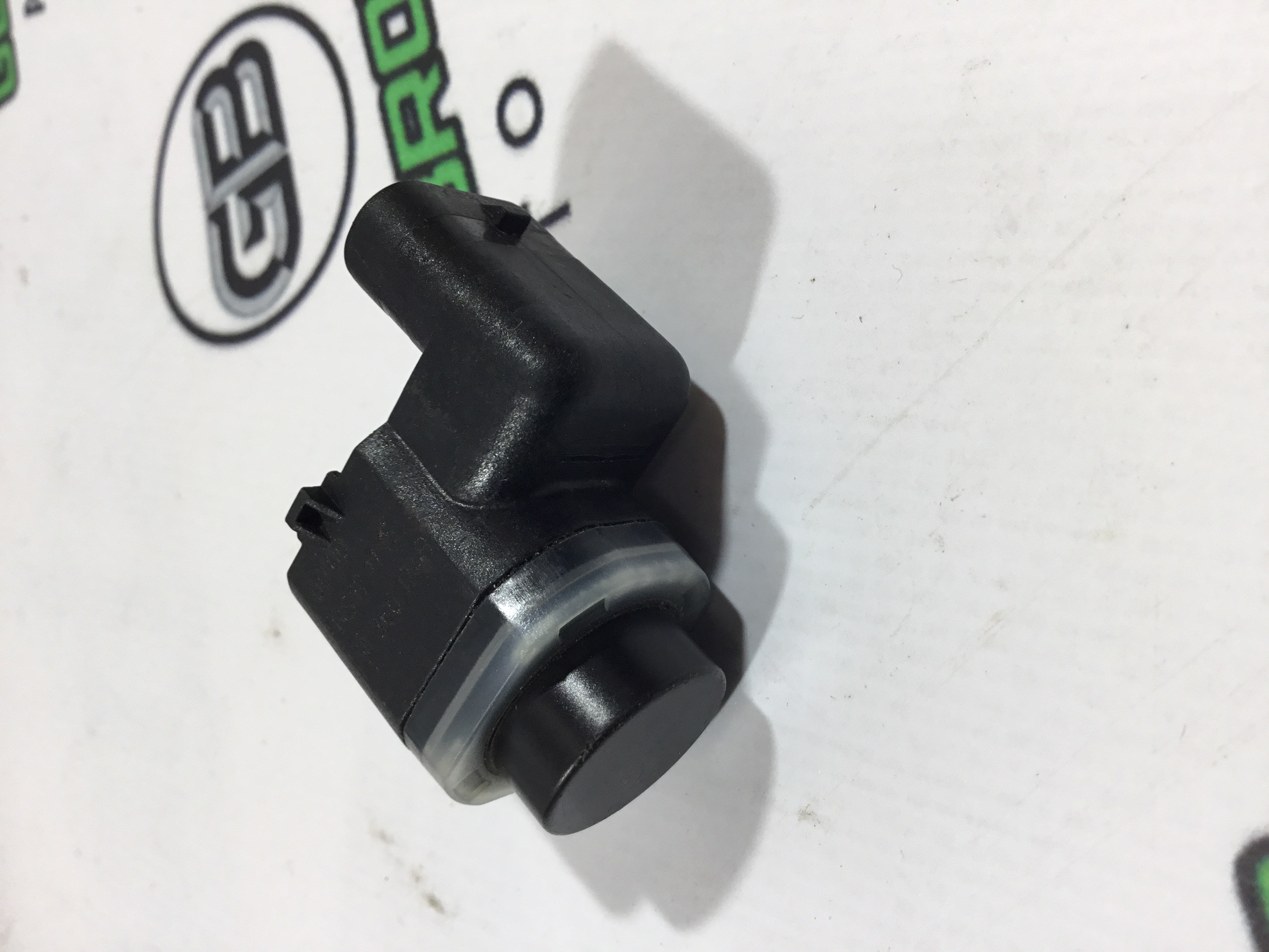 Парктронік, кріплення, корпус