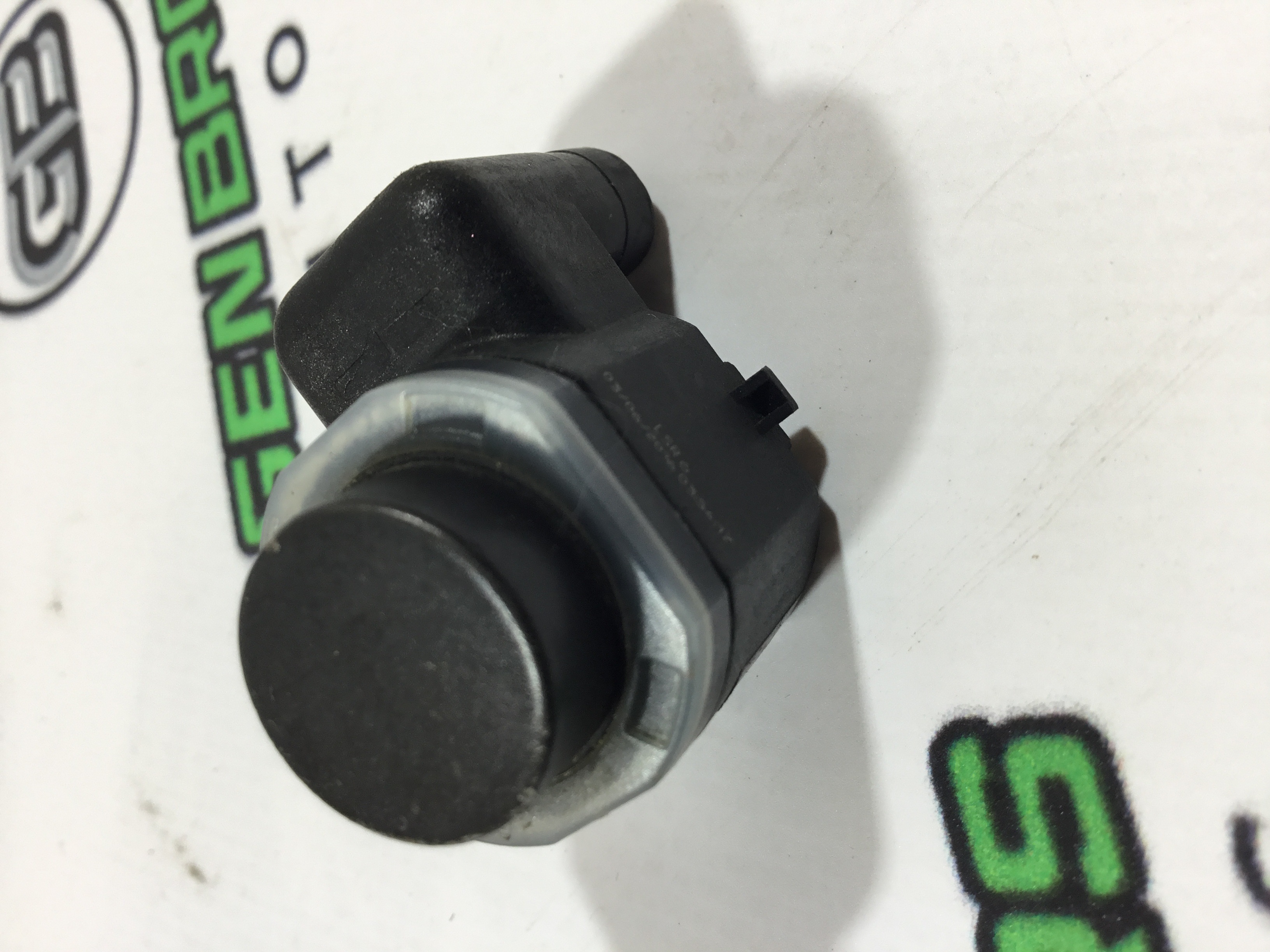 Парктронік, кріплення, корпус