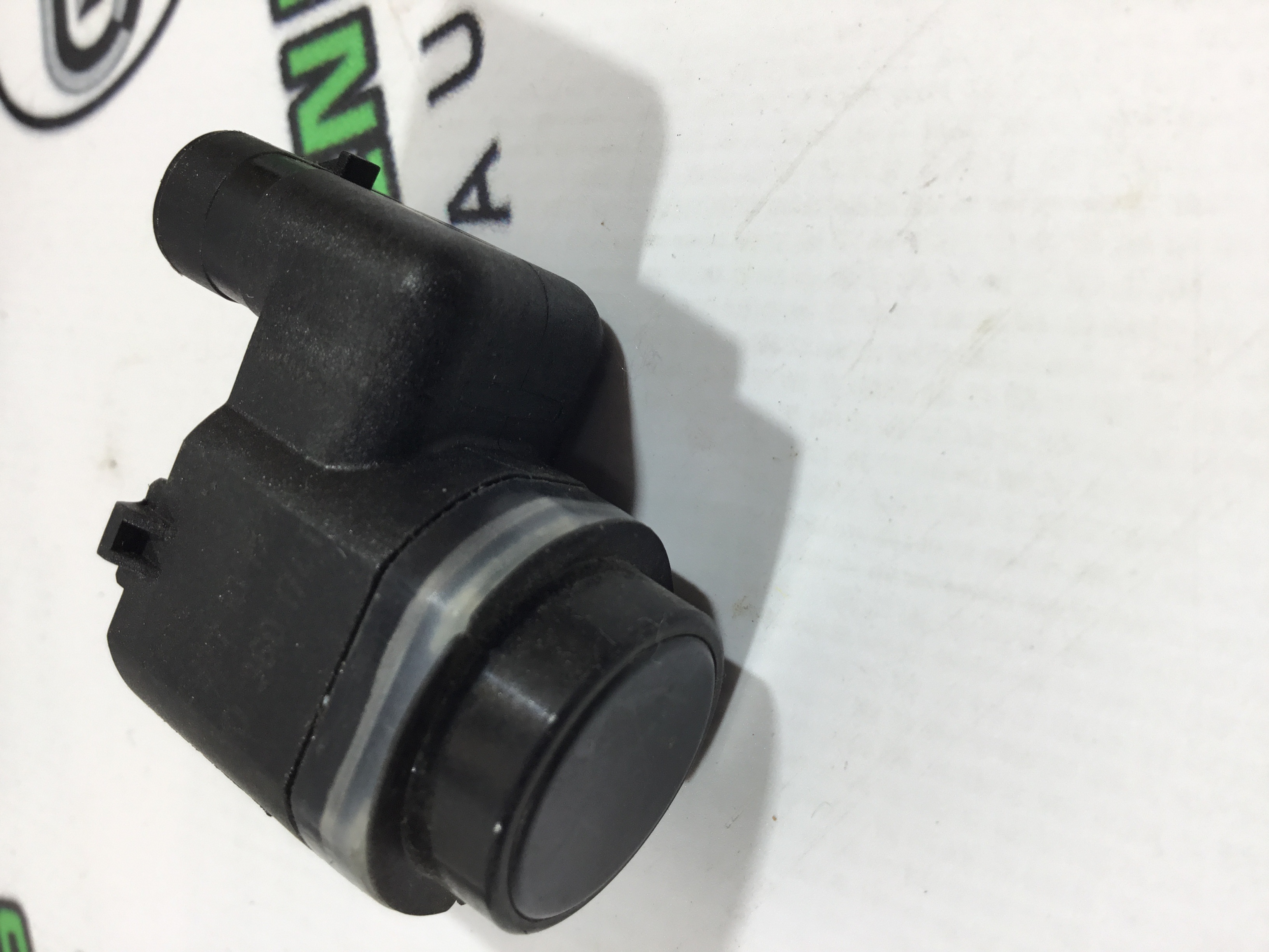 Парктронік, кріплення, корпус