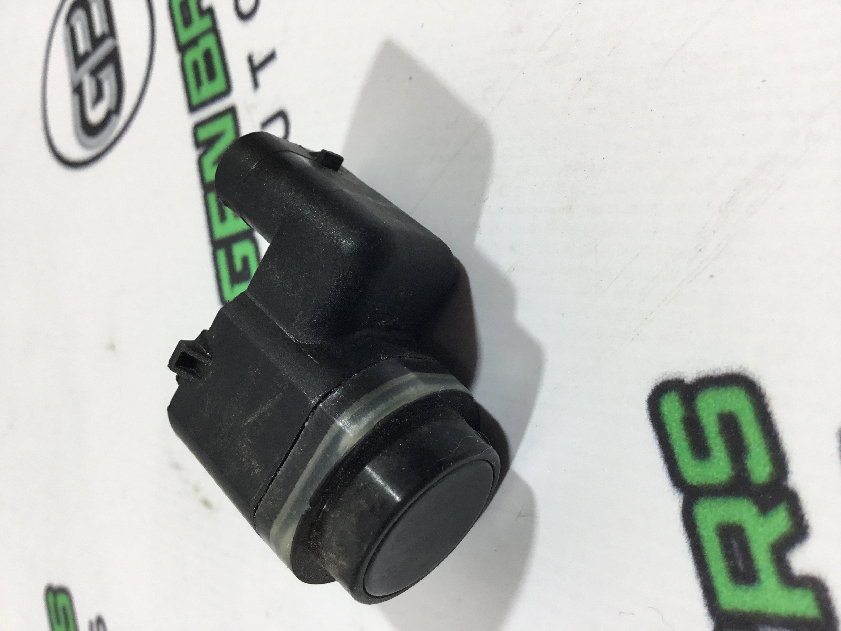 Парктронік, кріплення, корпус