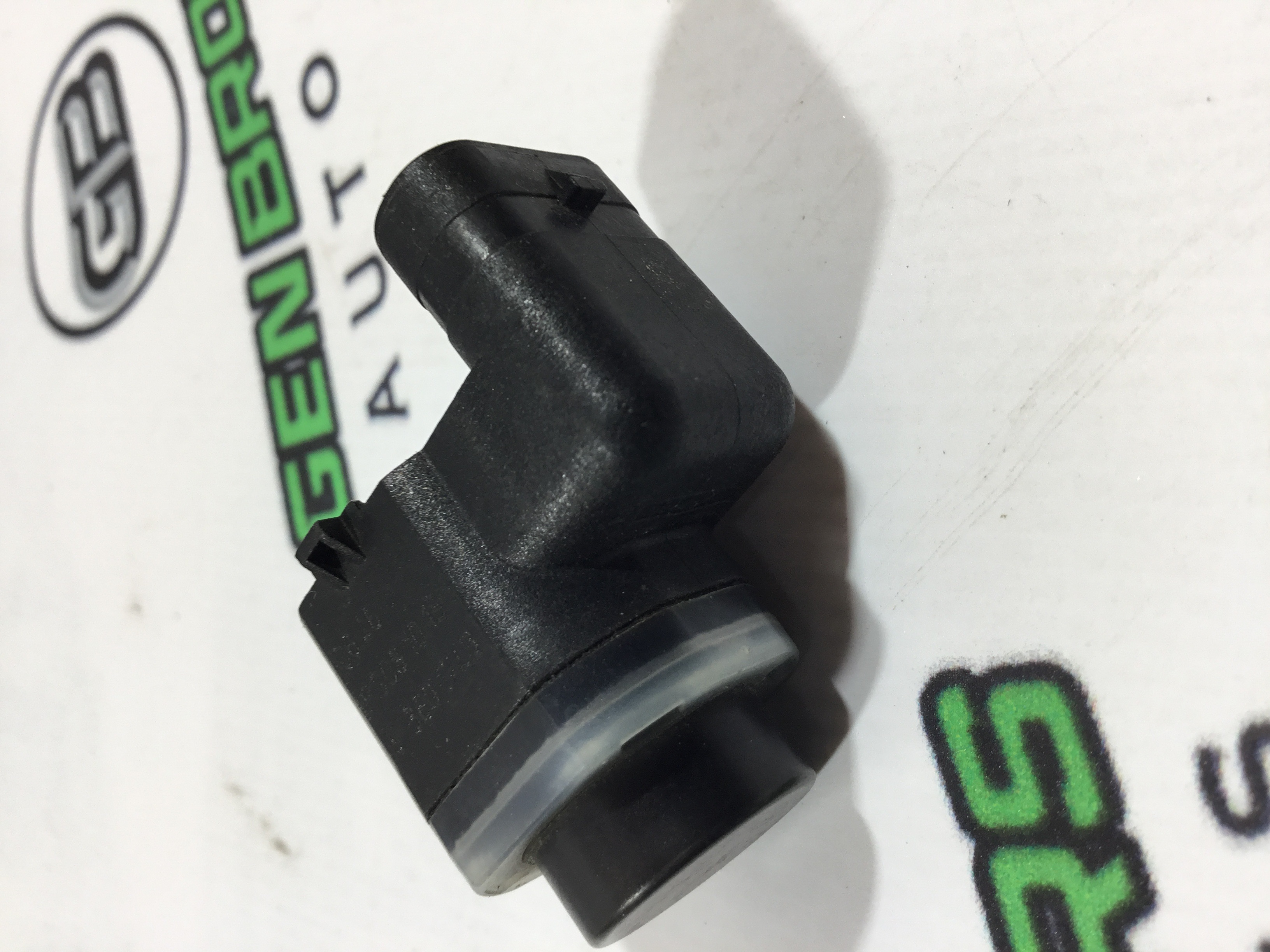 Парктронік, кріплення, корпус