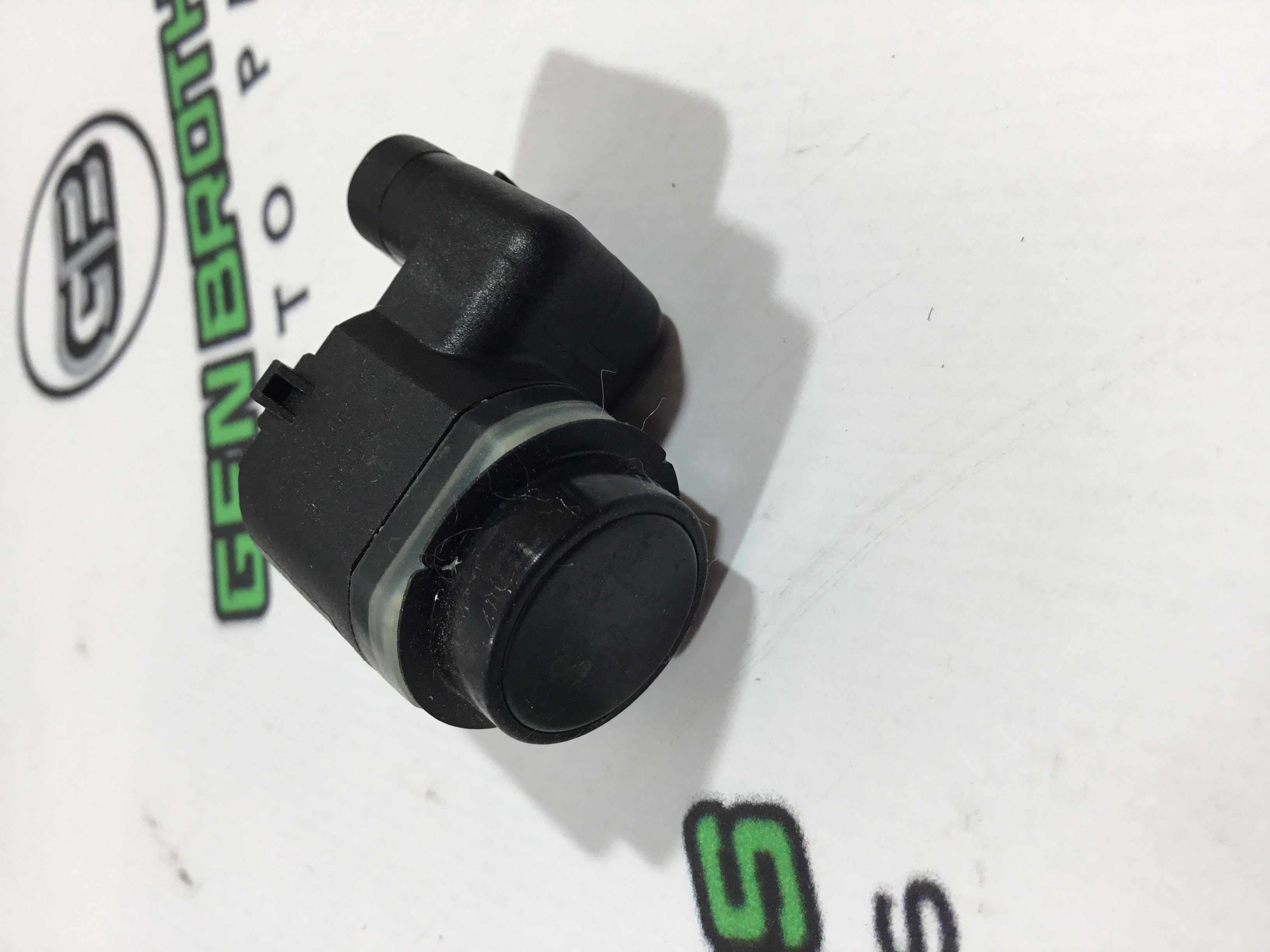 Парктронік, кріплення, корпус