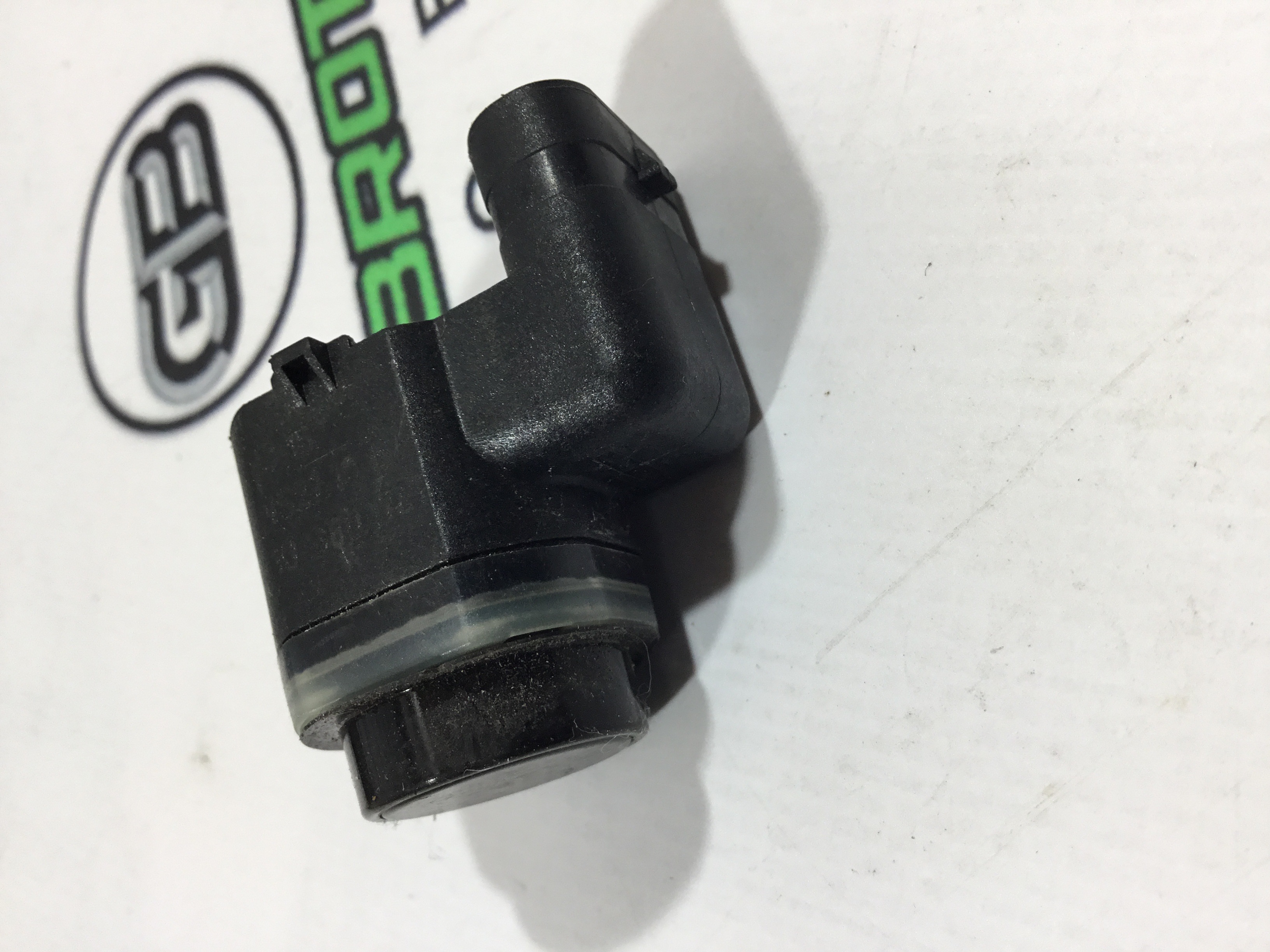 Парктронік, кріплення, корпус