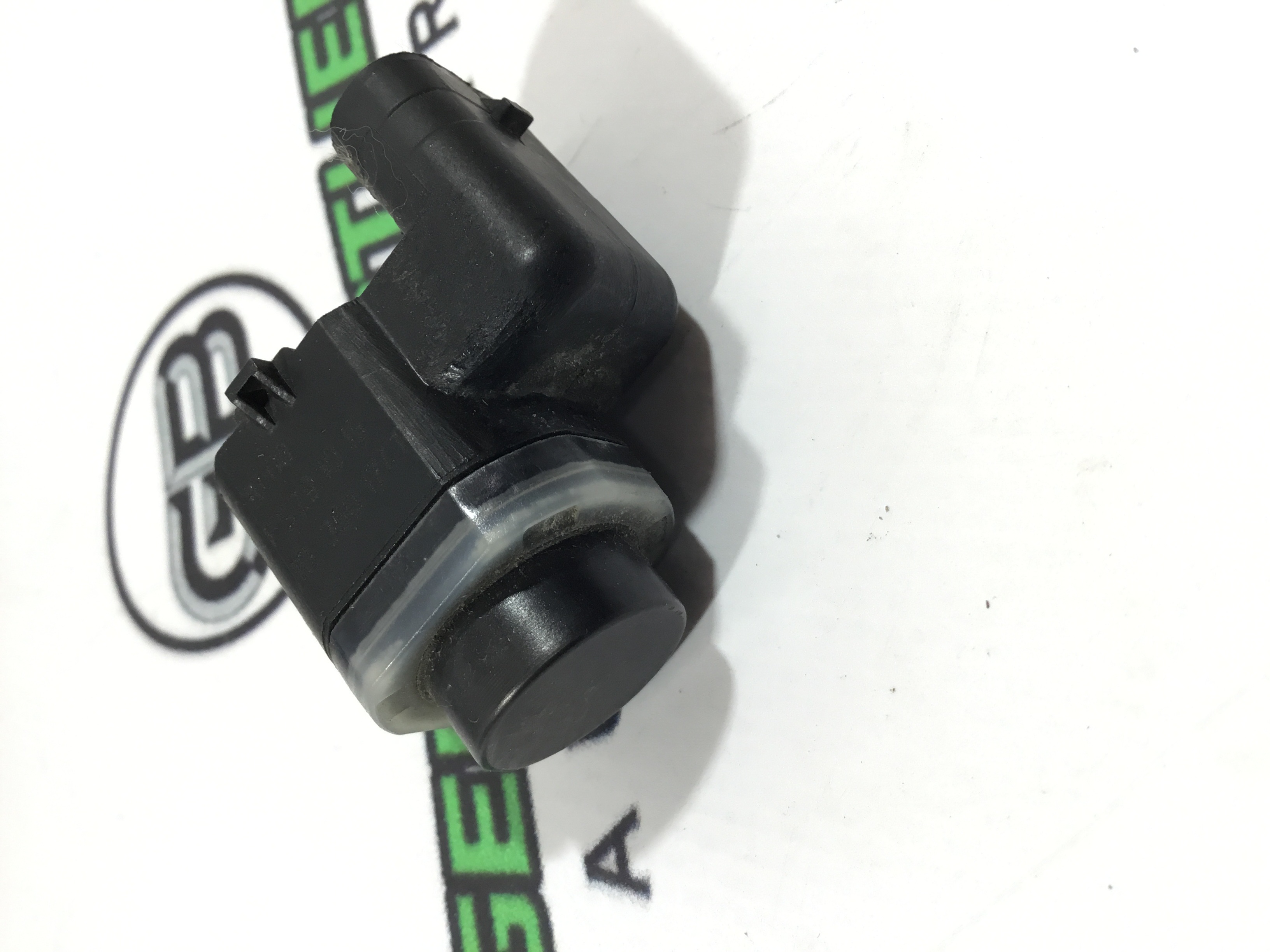 Парктронік, кріплення, корпус