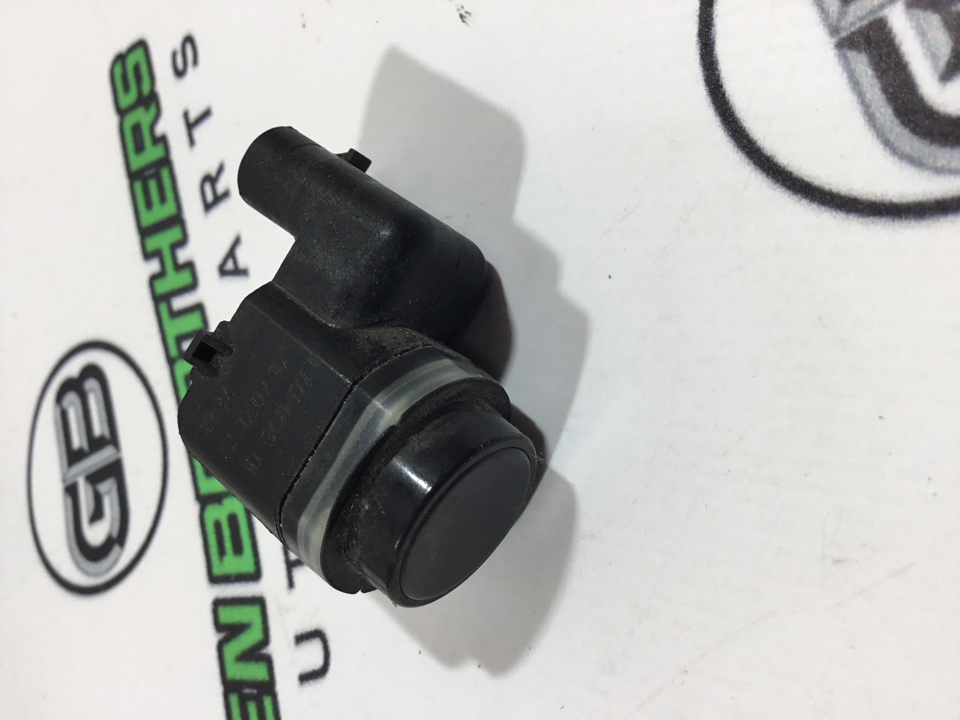 Парктронік, кріплення, корпус