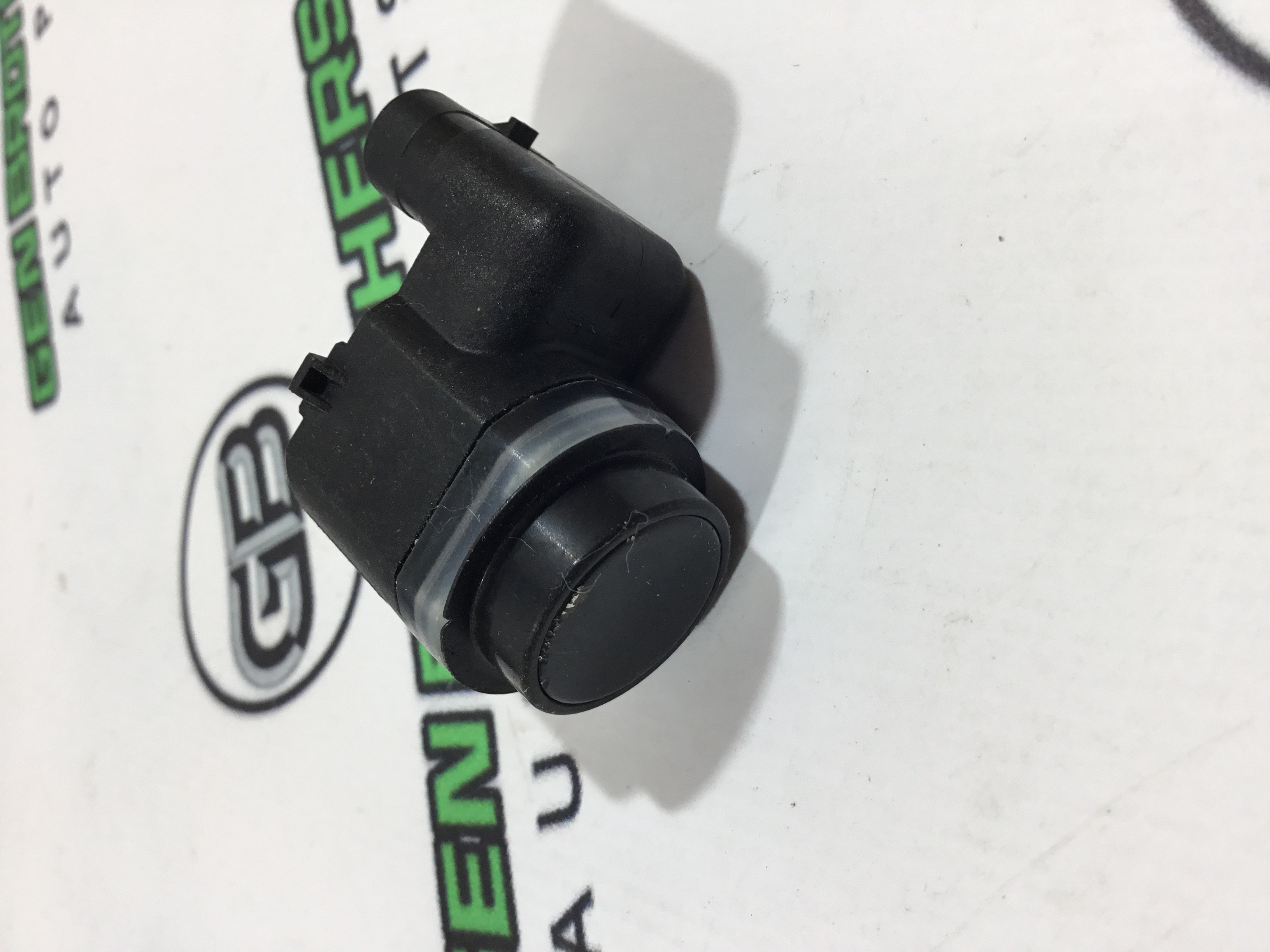 Парктронік, кріплення, корпус