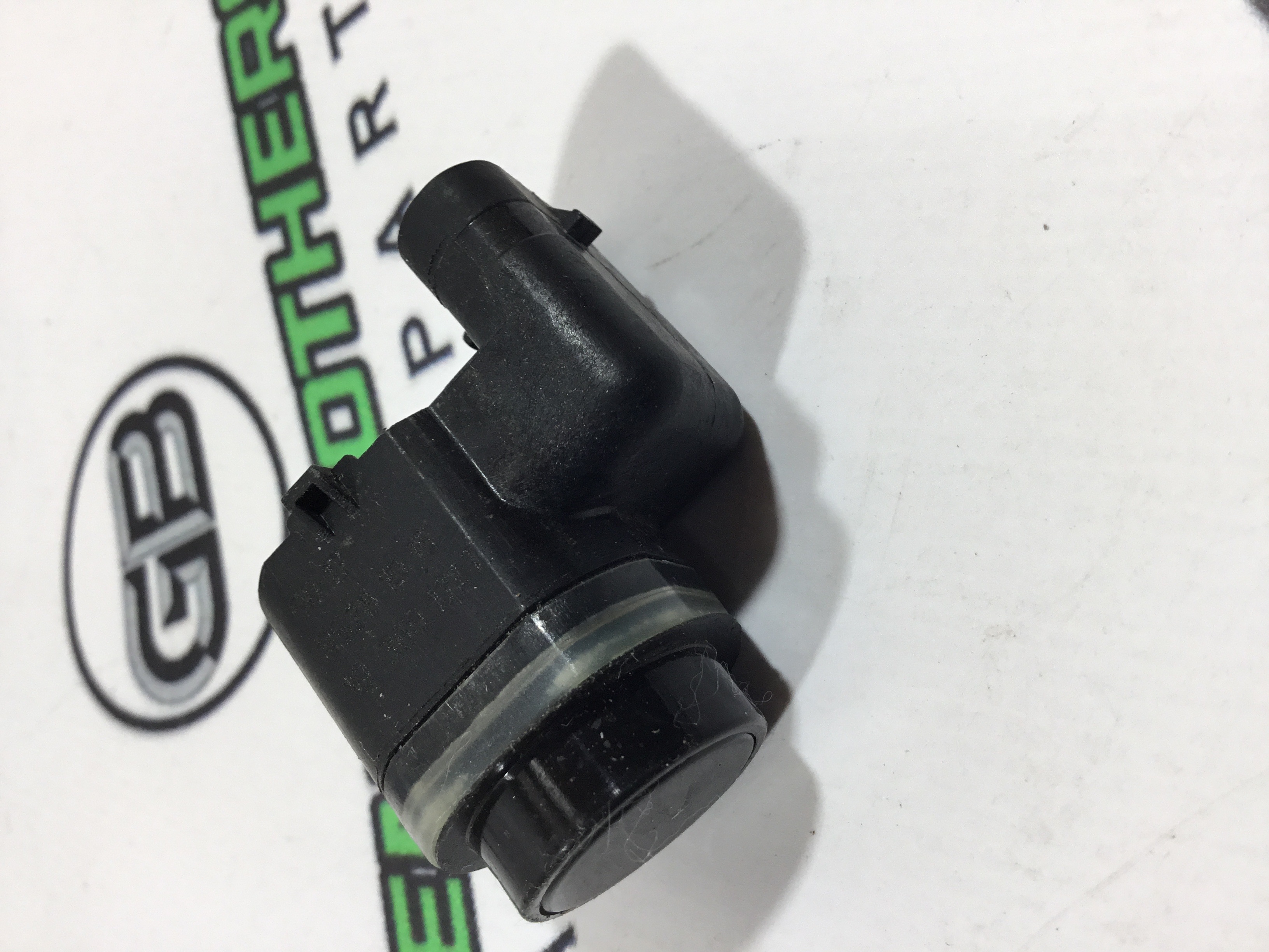 Парктронік, кріплення, корпус