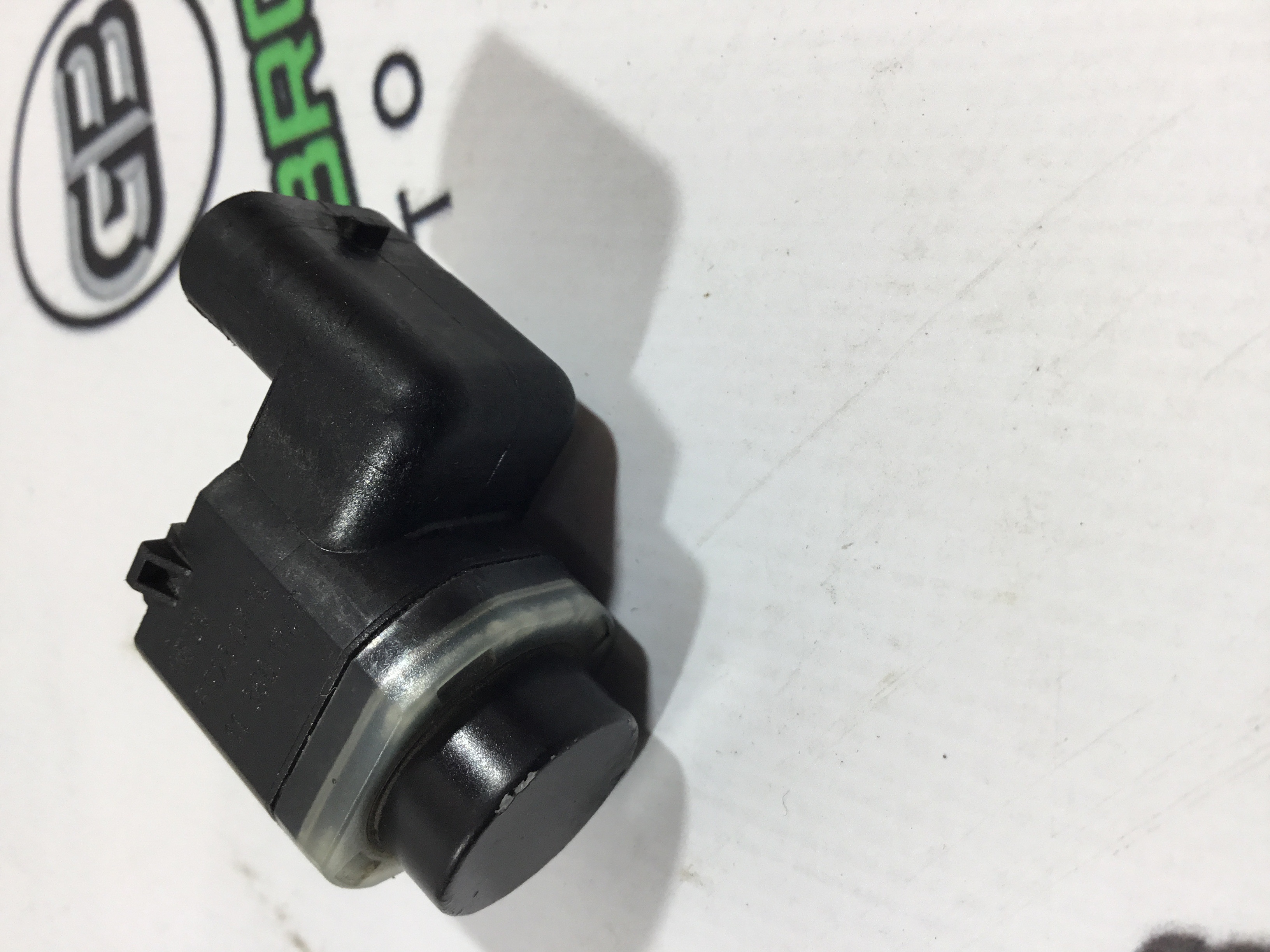 Парктронік, кріплення, корпус