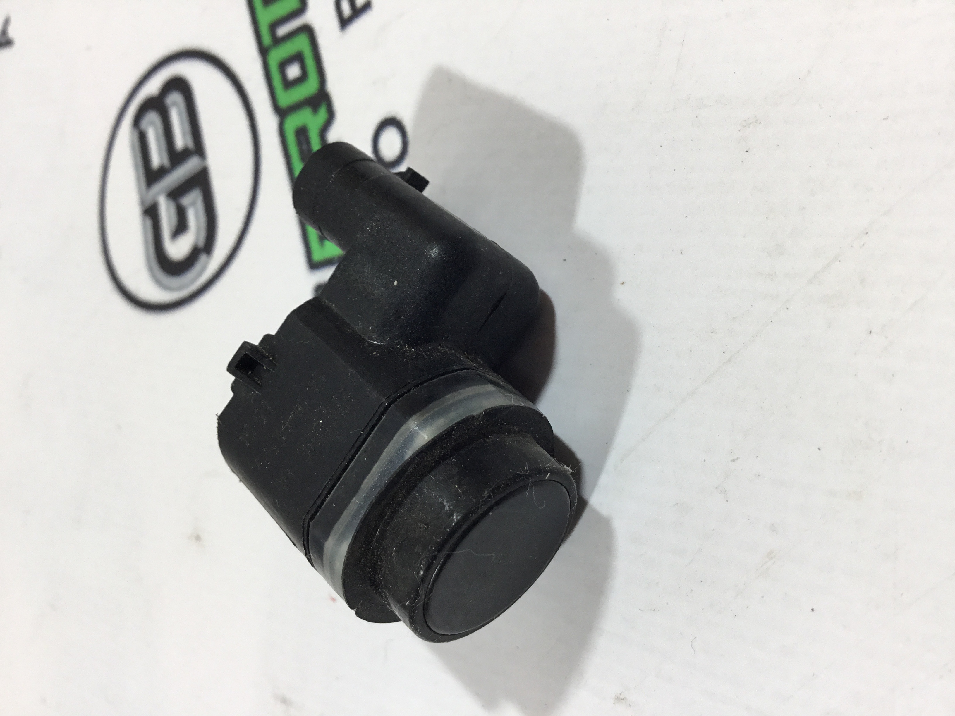 Парктронік, кріплення, корпус