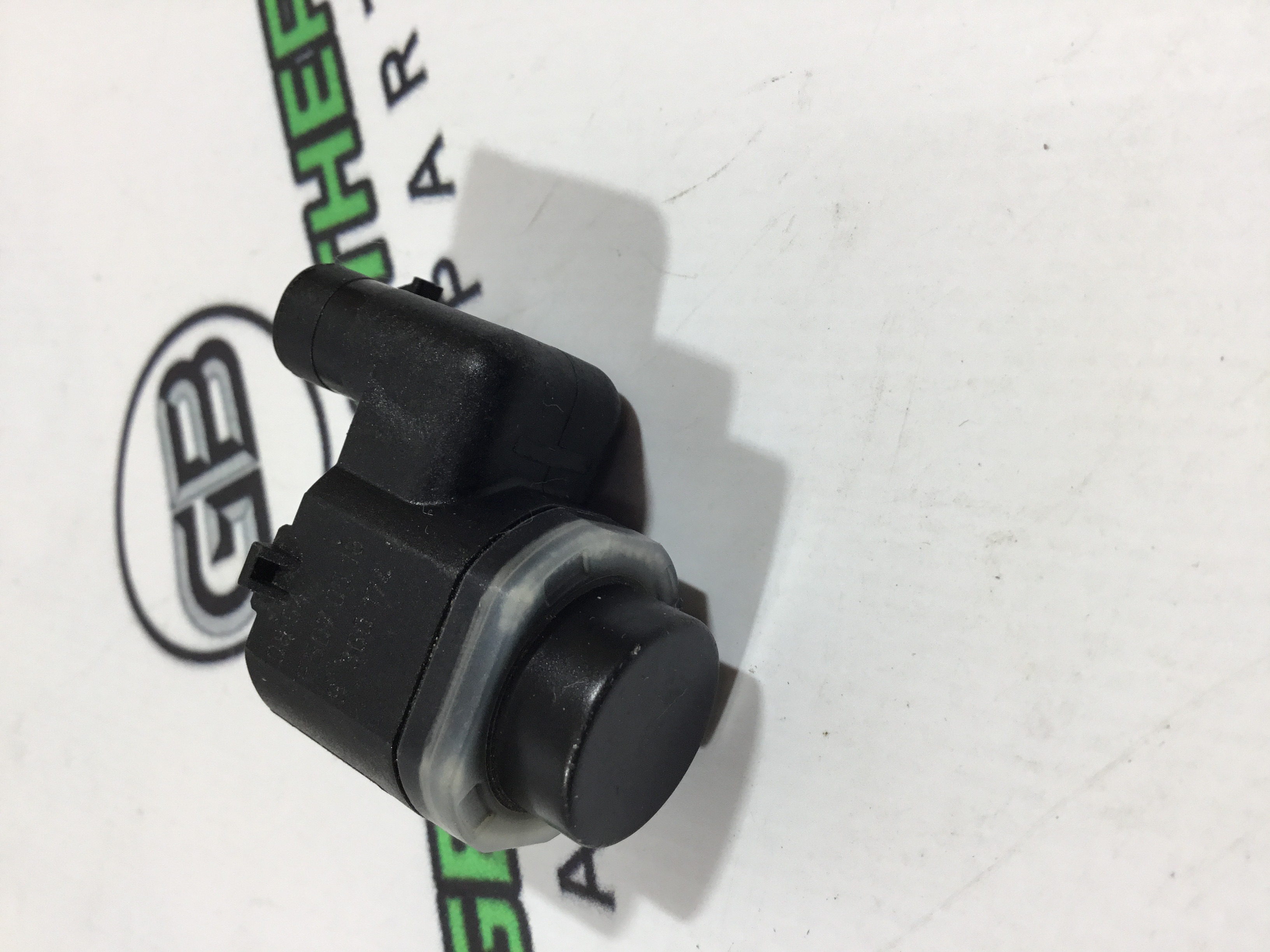 Парктронік, кріплення, корпус