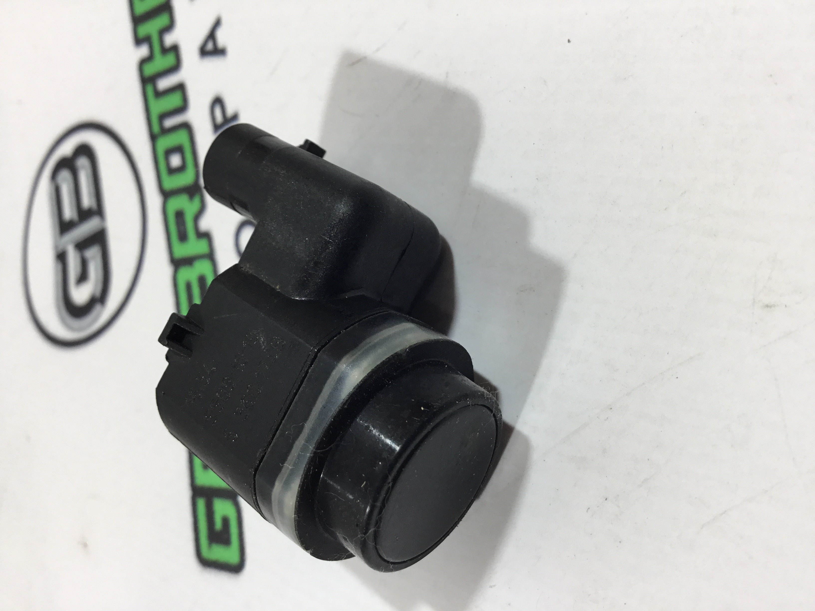 Парктронік, кріплення, корпус