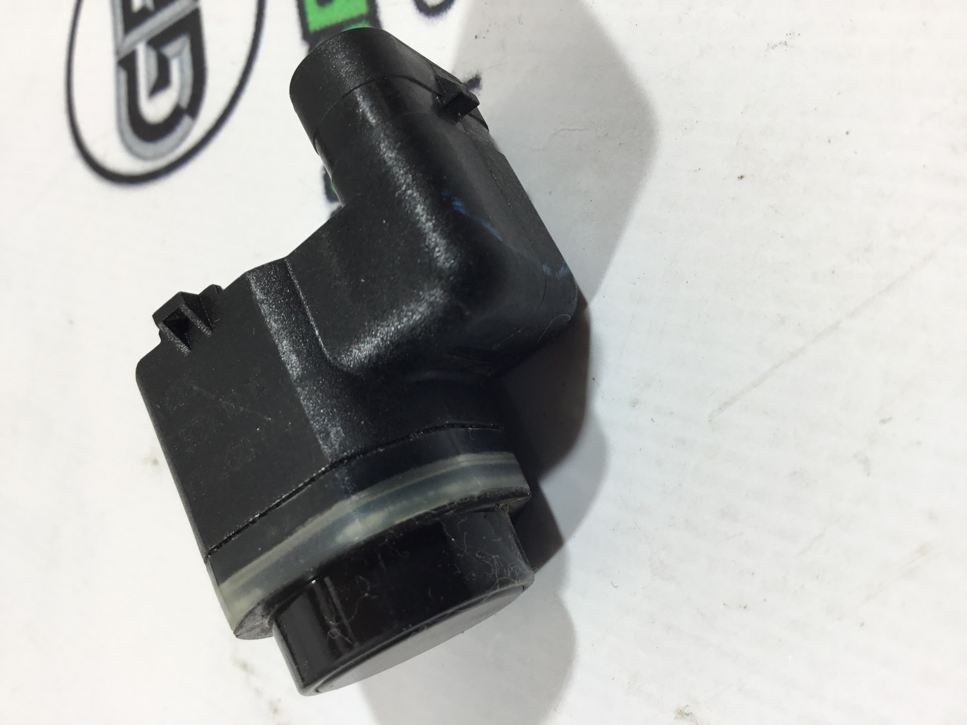 Парктронік, кріплення, корпус