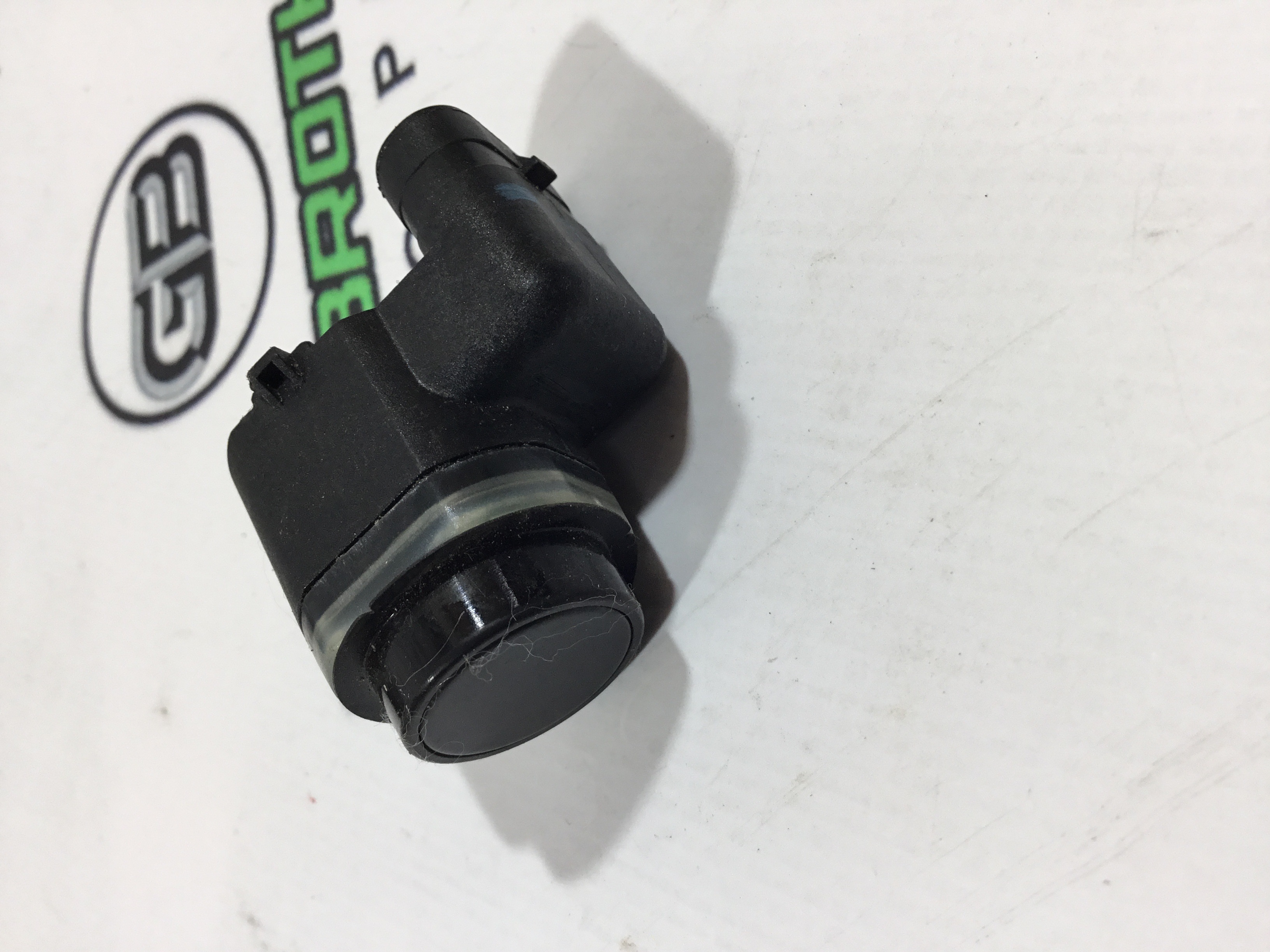 Парктронік, кріплення, корпус