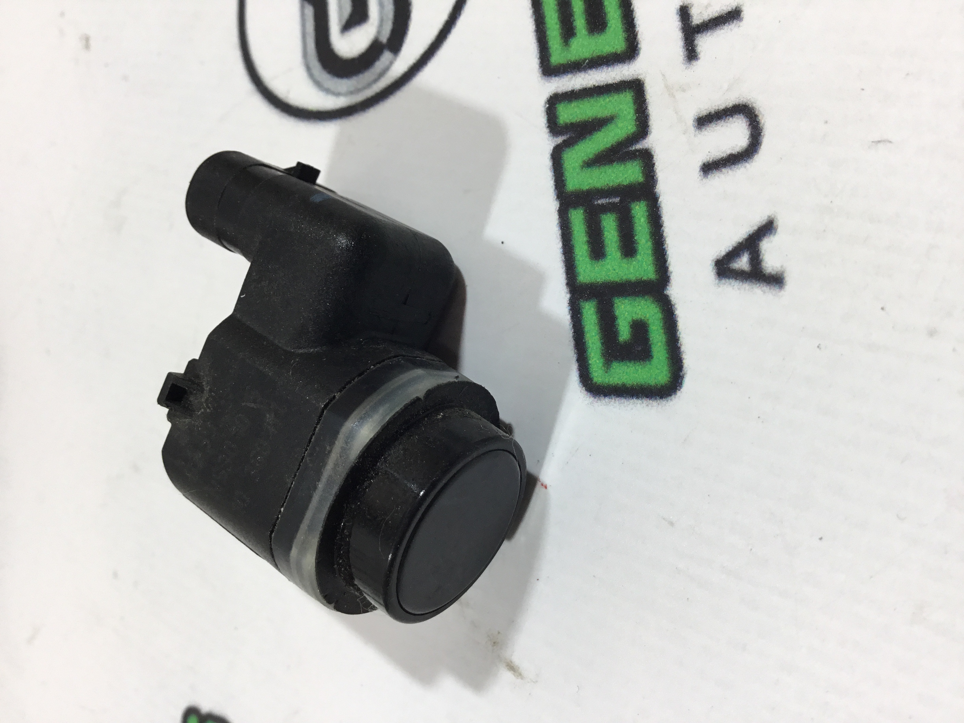 Парктронік, кріплення, корпус