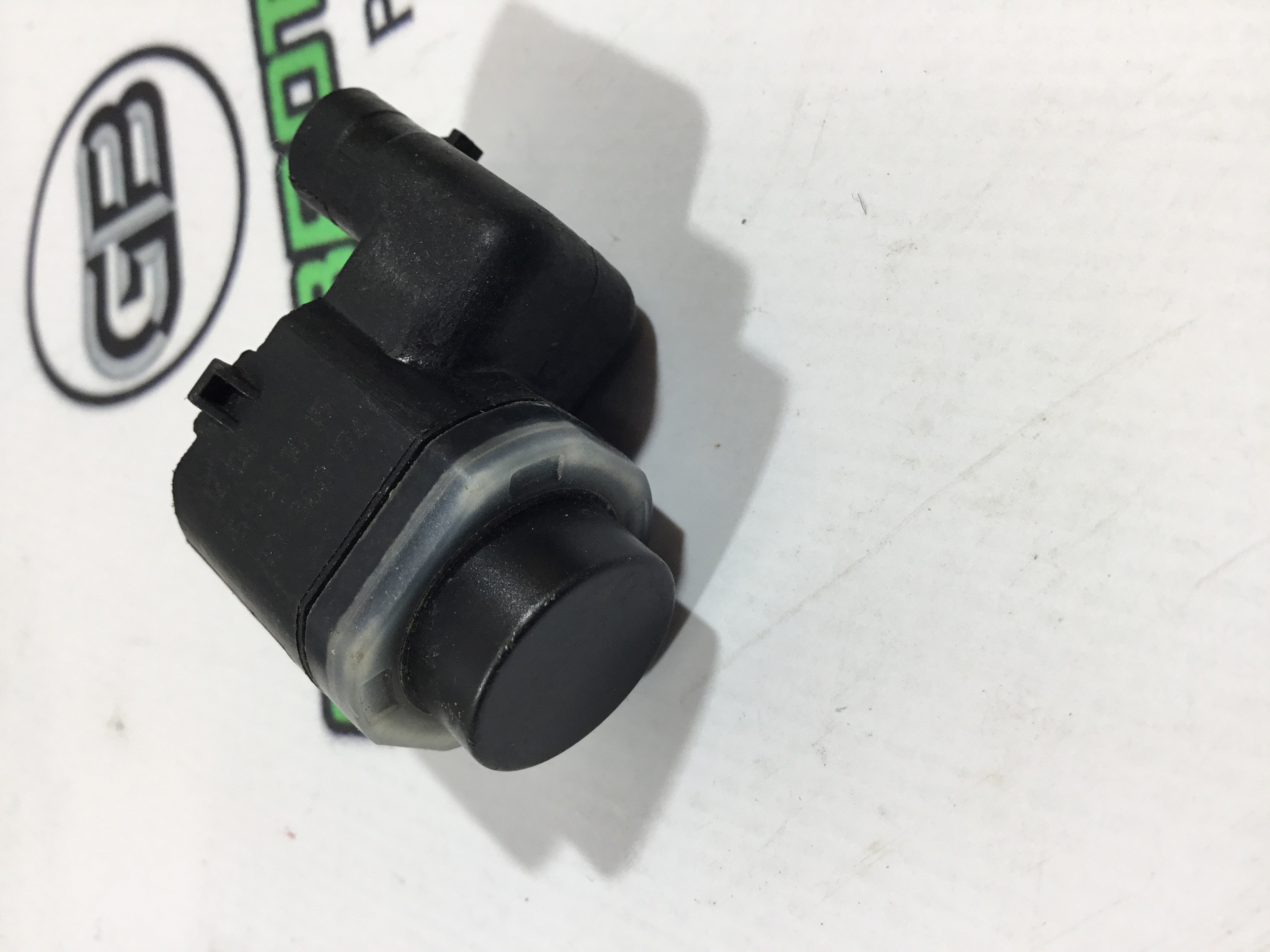 Парктронік, кріплення, корпус