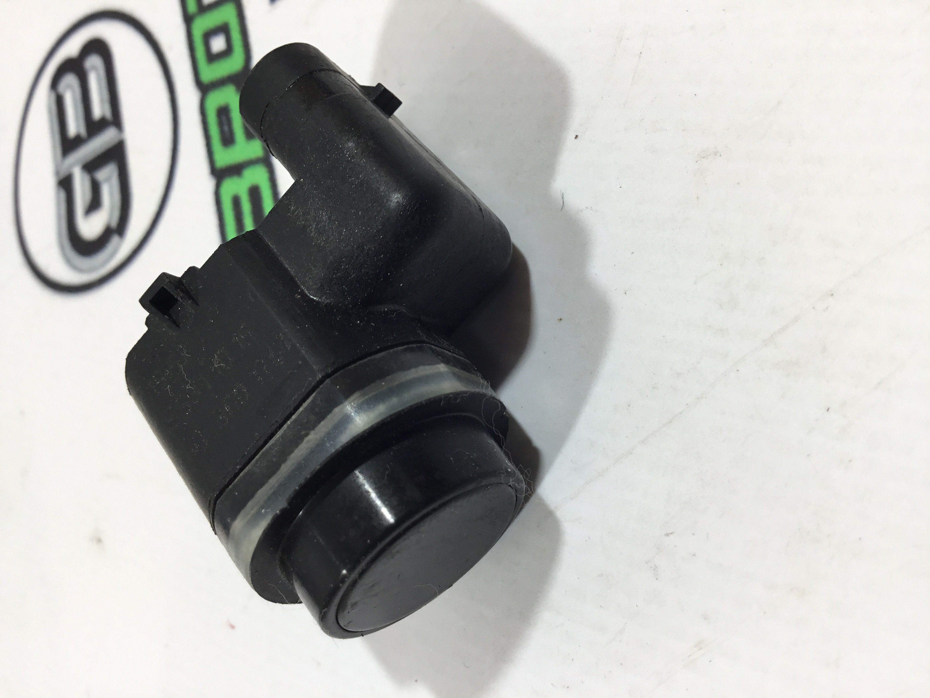 Парктронік, кріплення, корпус