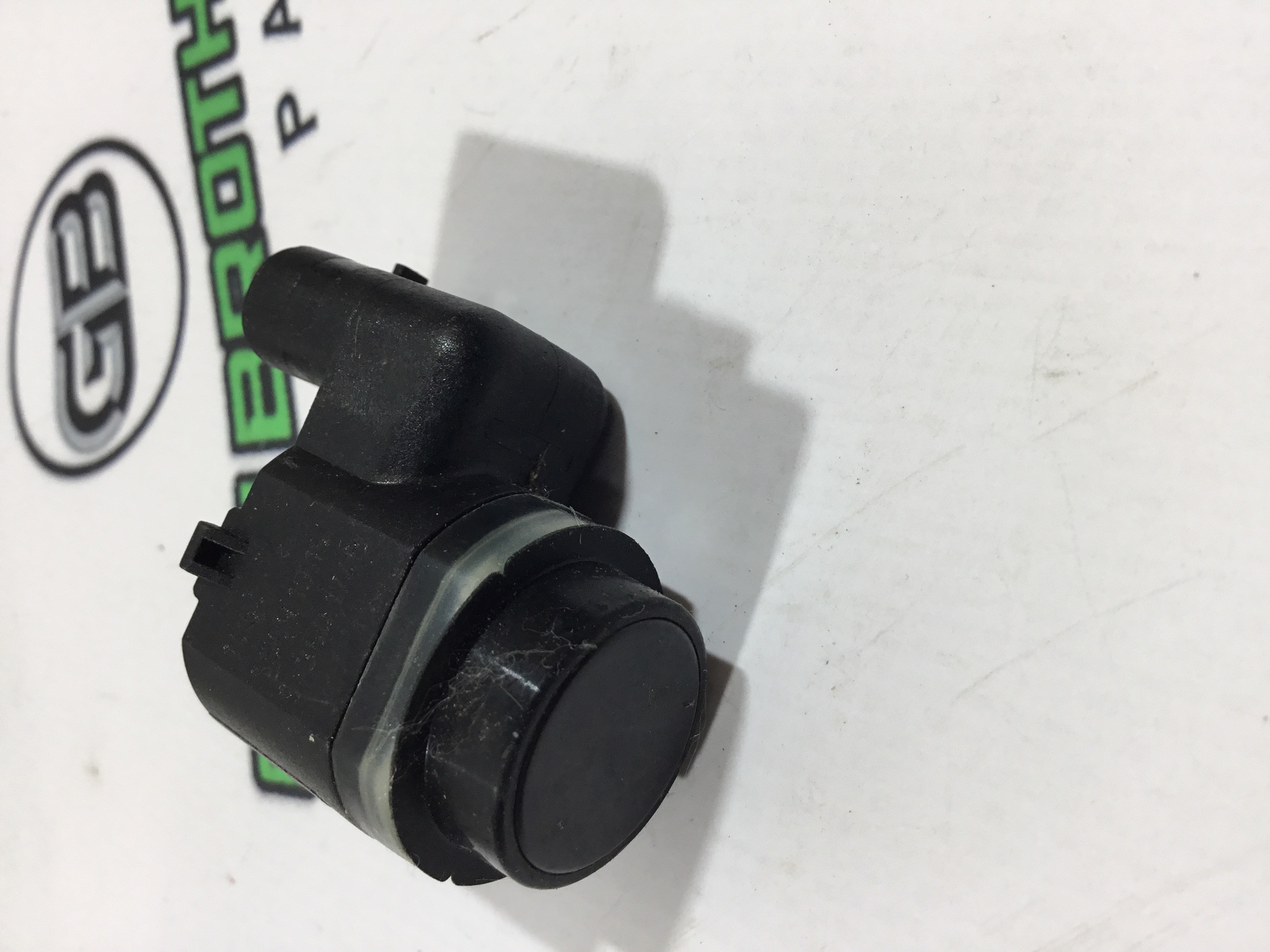 Парктронік, кріплення, корпус