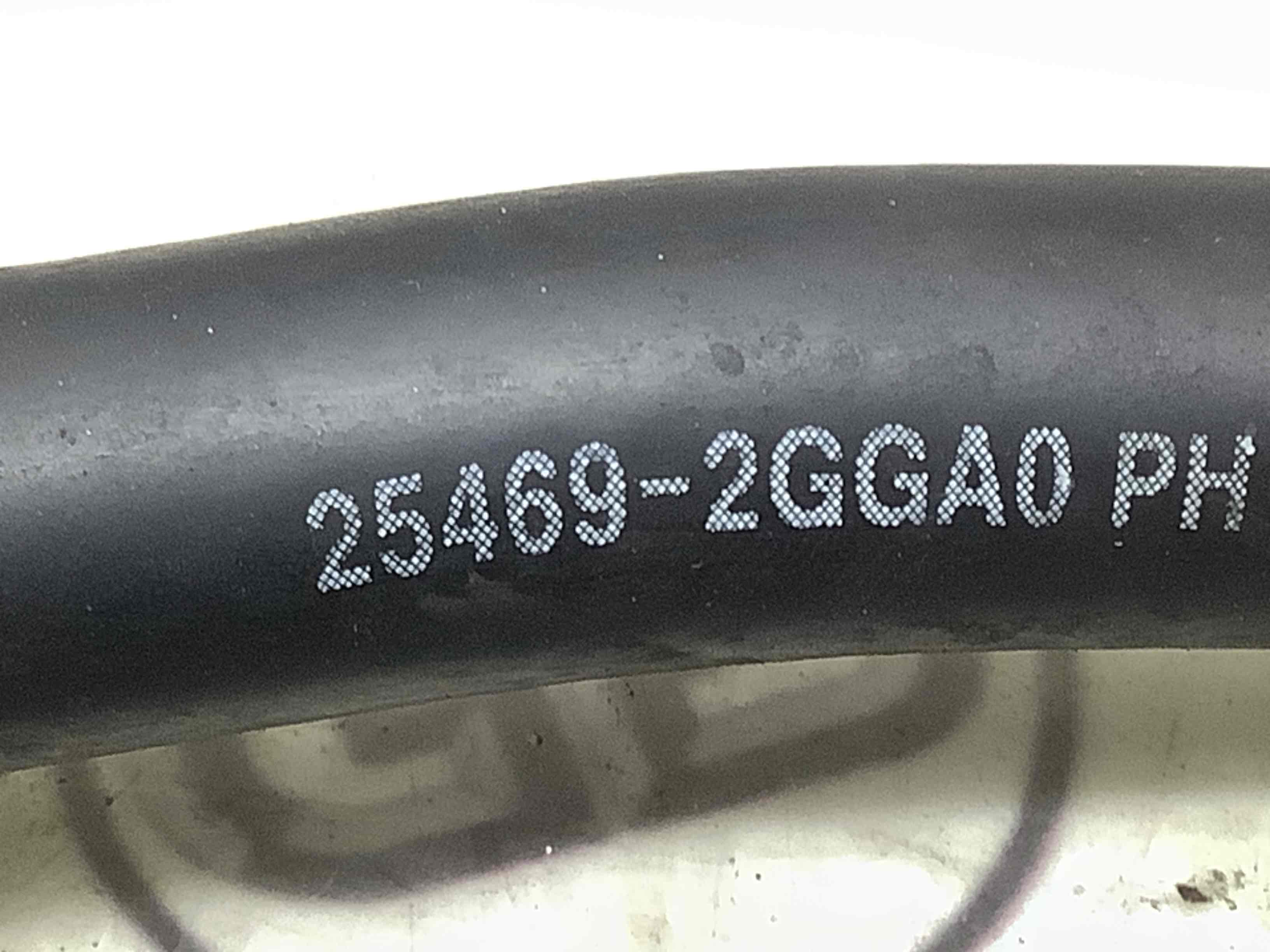 Патрубок трубопровід, шланг