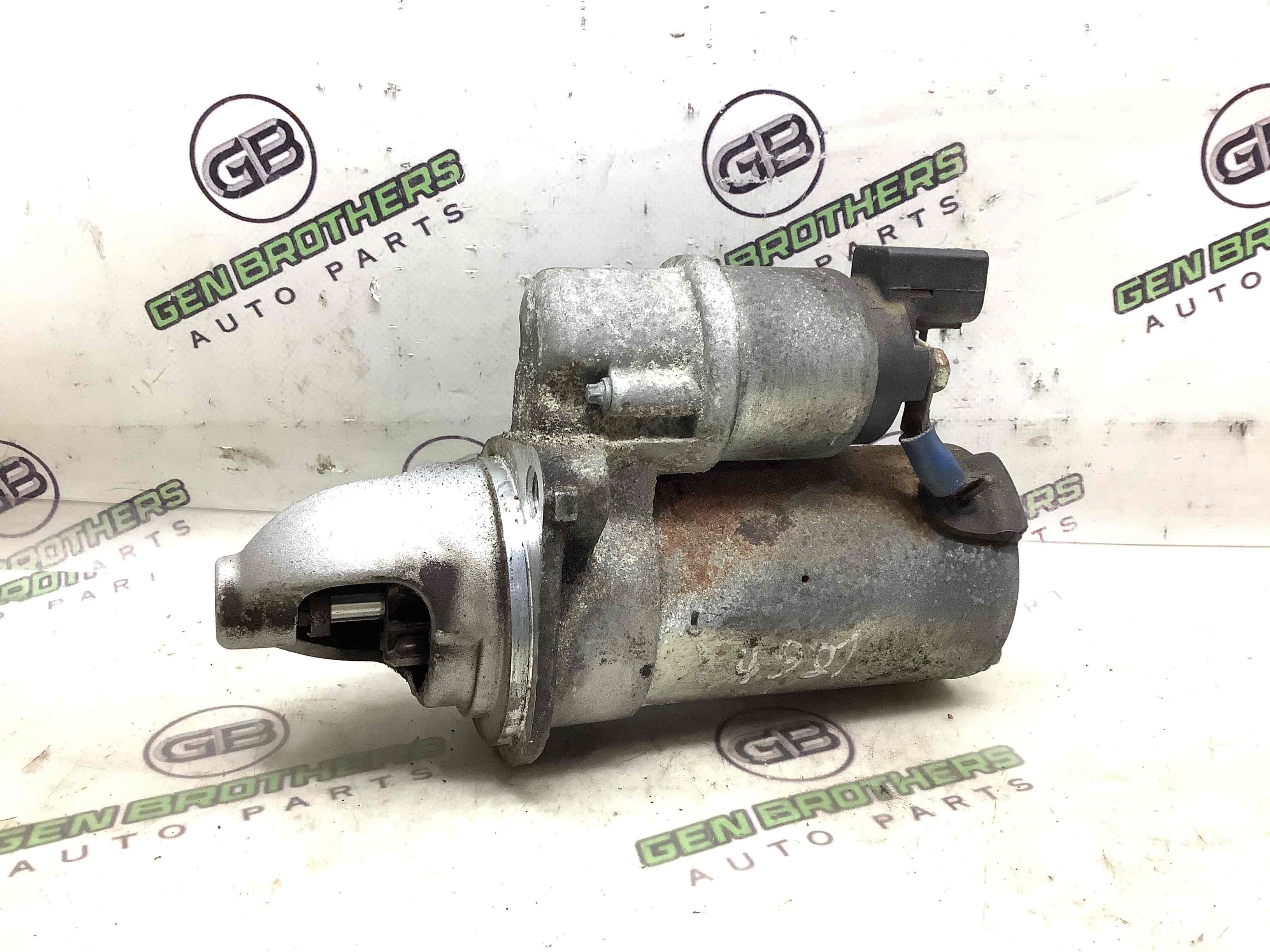 Стартер, кронштейн стартера