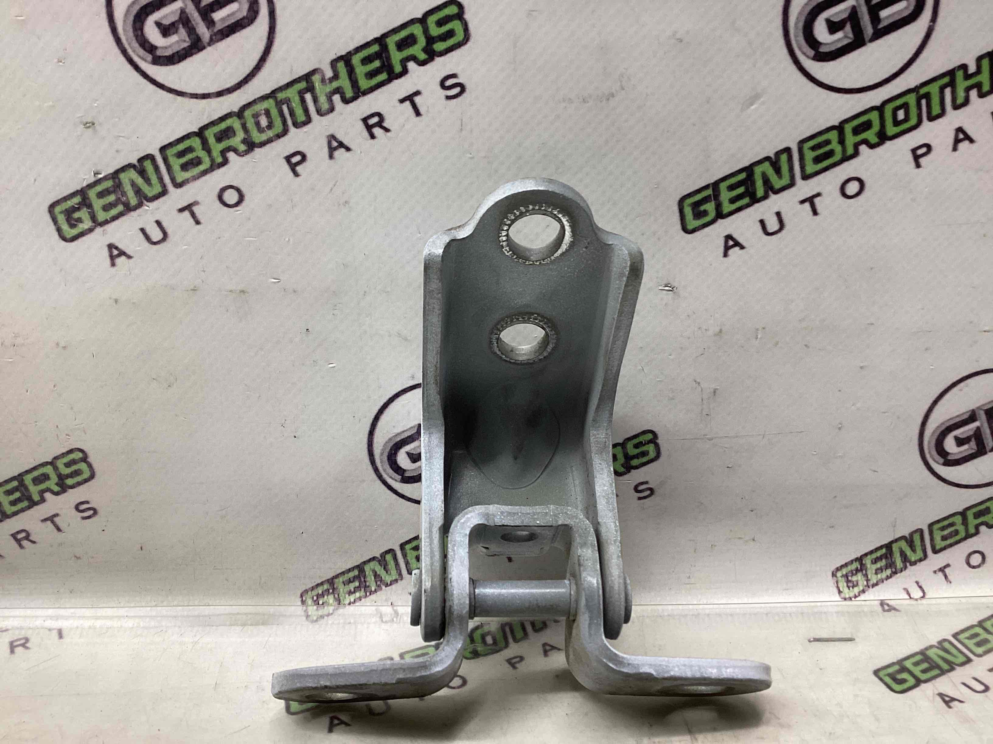 Петля двері, замок двері