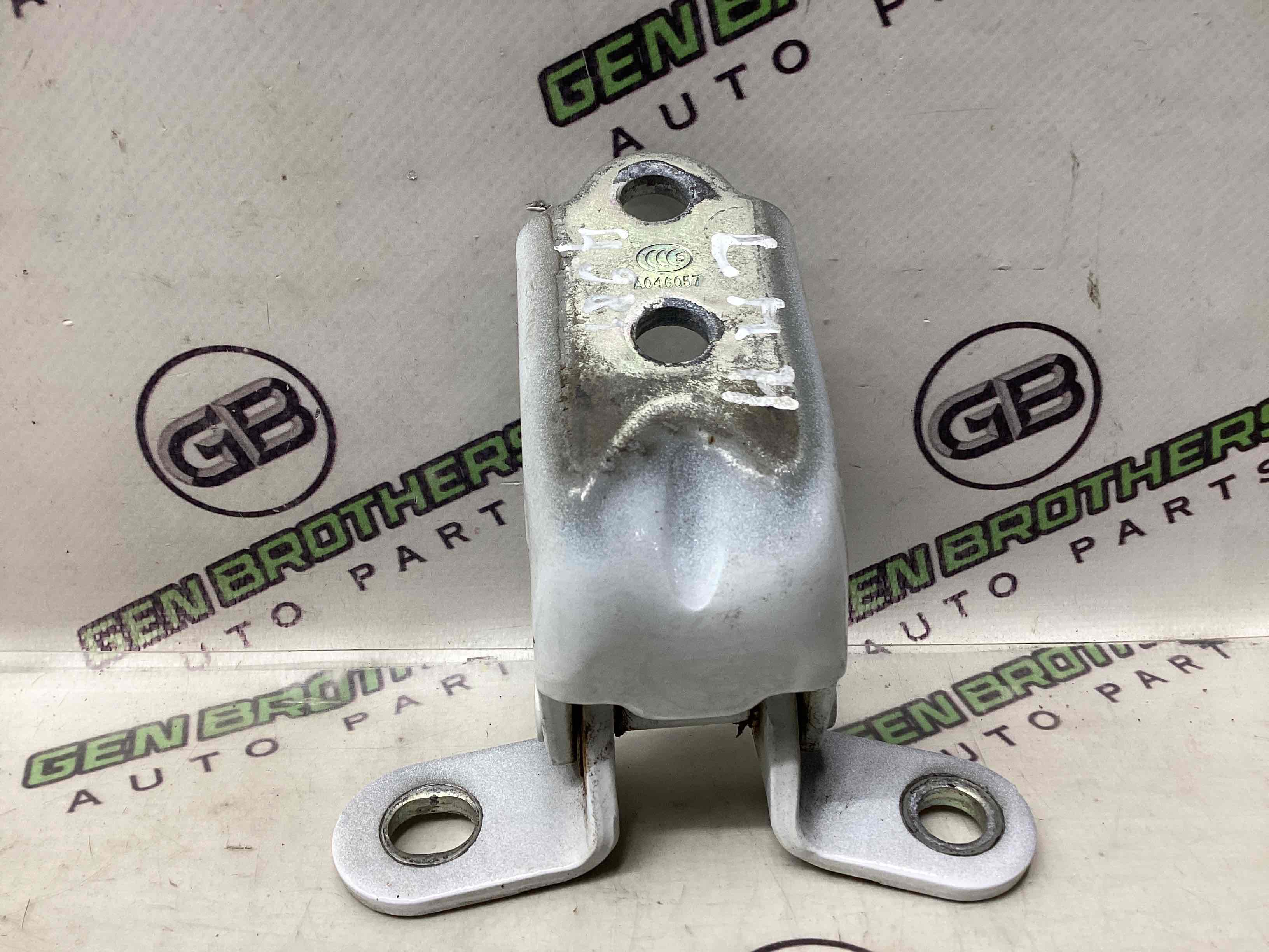 Петля двері, замок двері