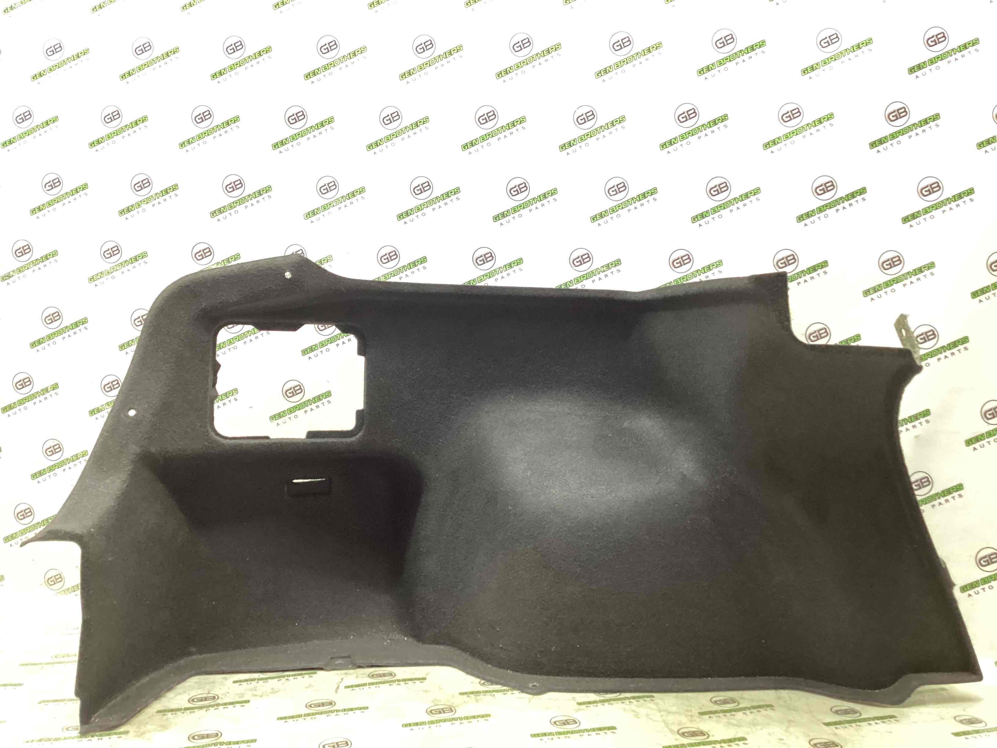 Елементи оздоблення багажника