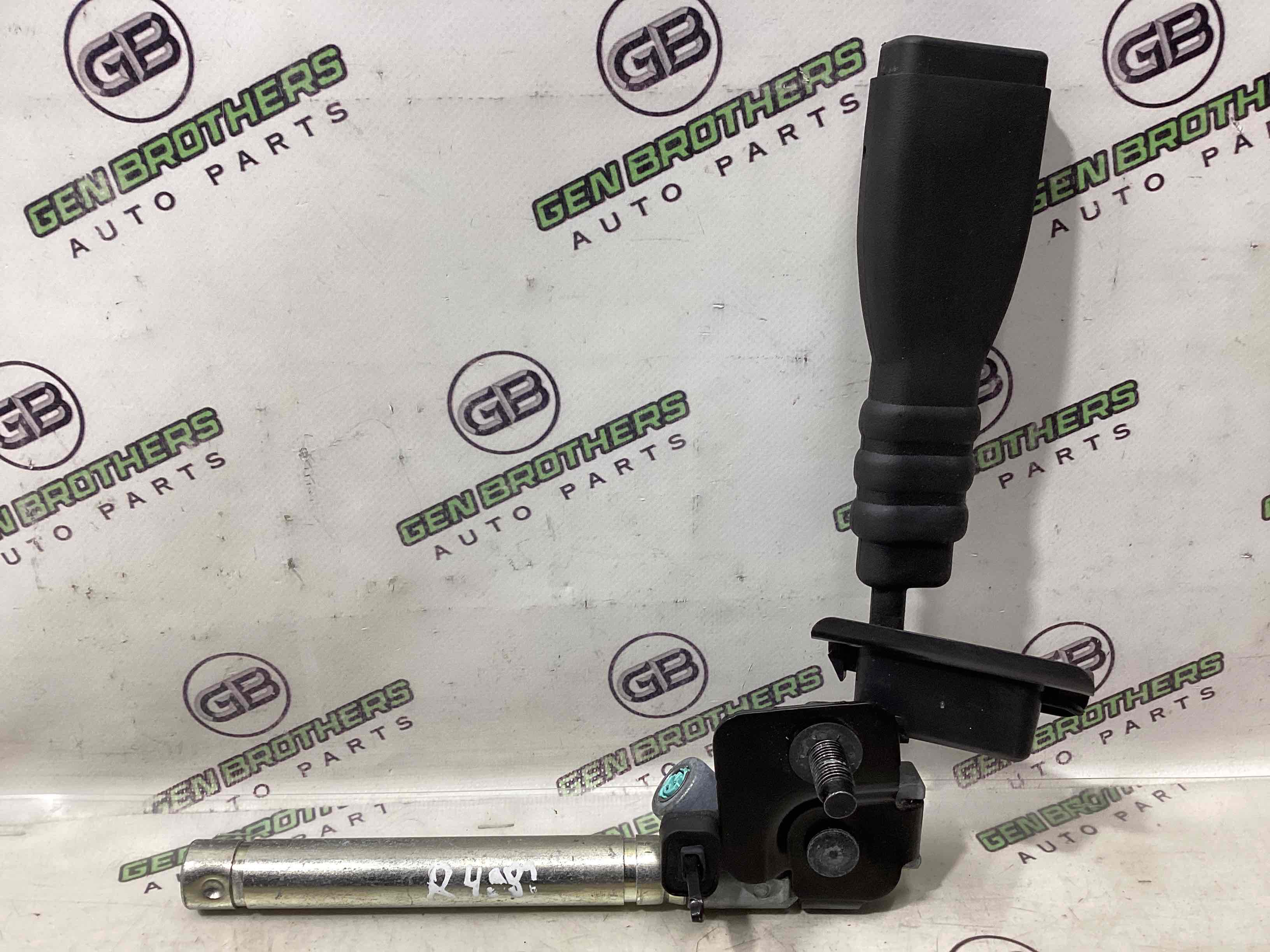 Піропатрон ременя безпеки