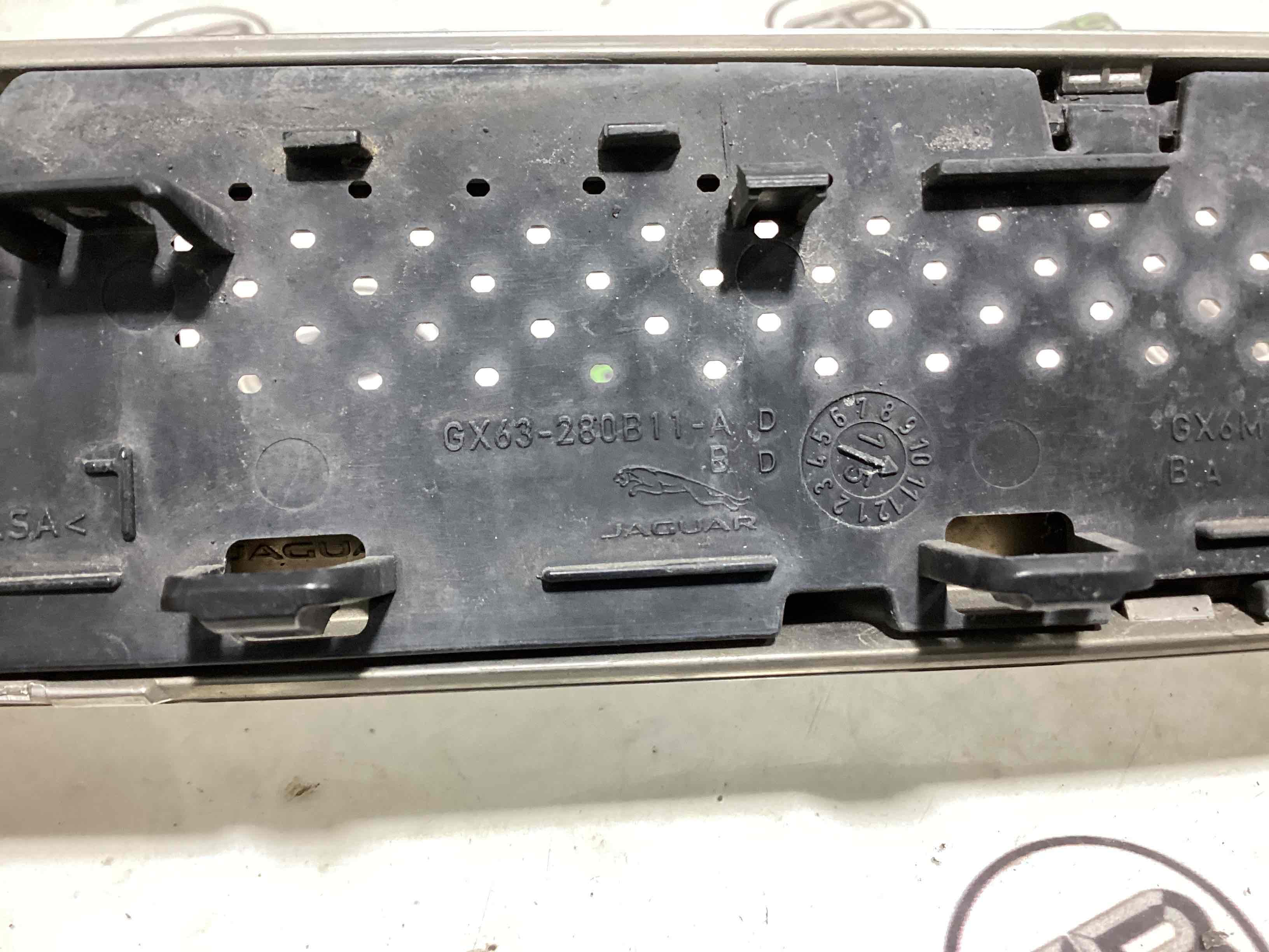 Молдинг крила, грати та зябра крила