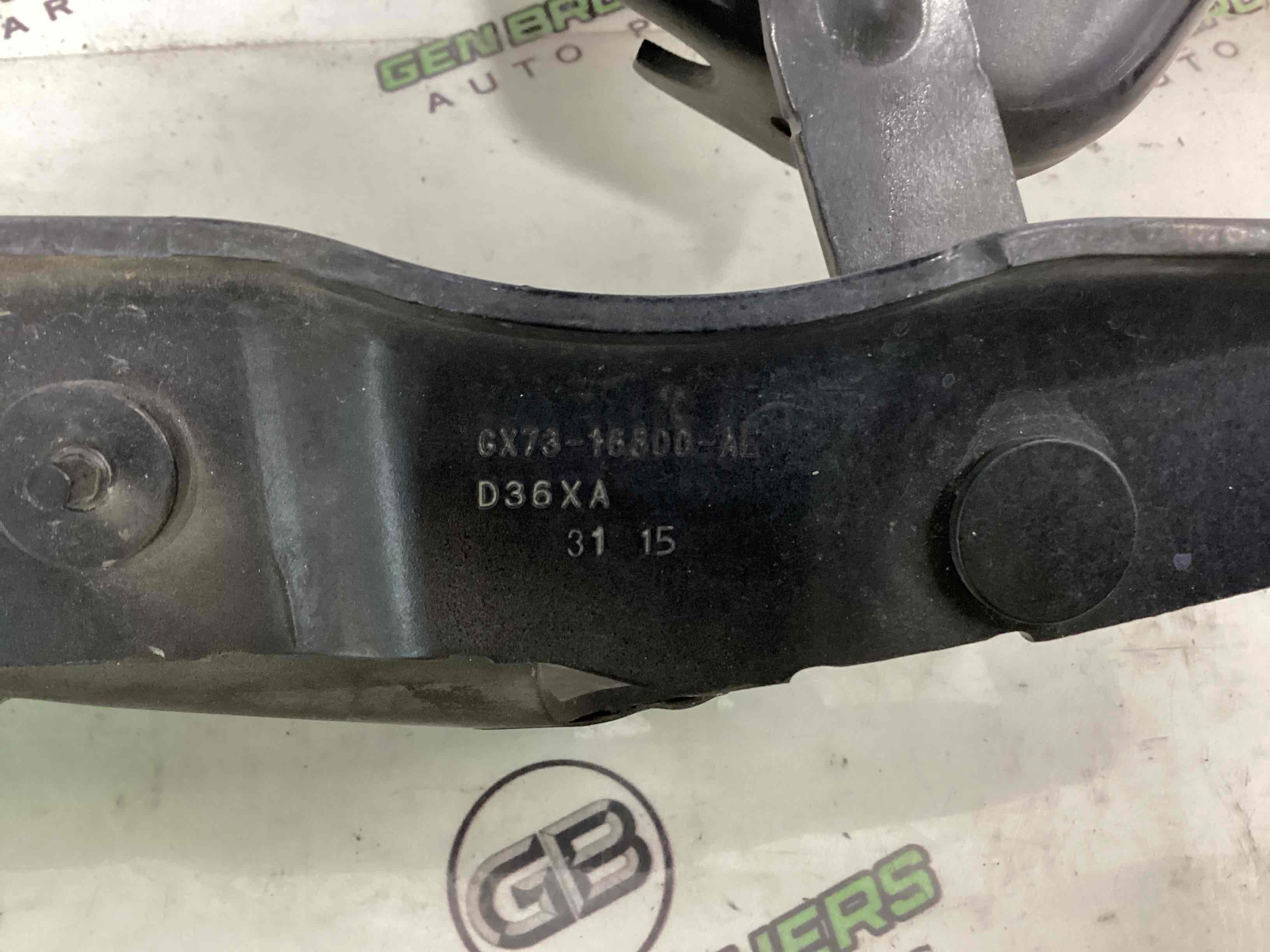 Петля капота, кронштейн капота