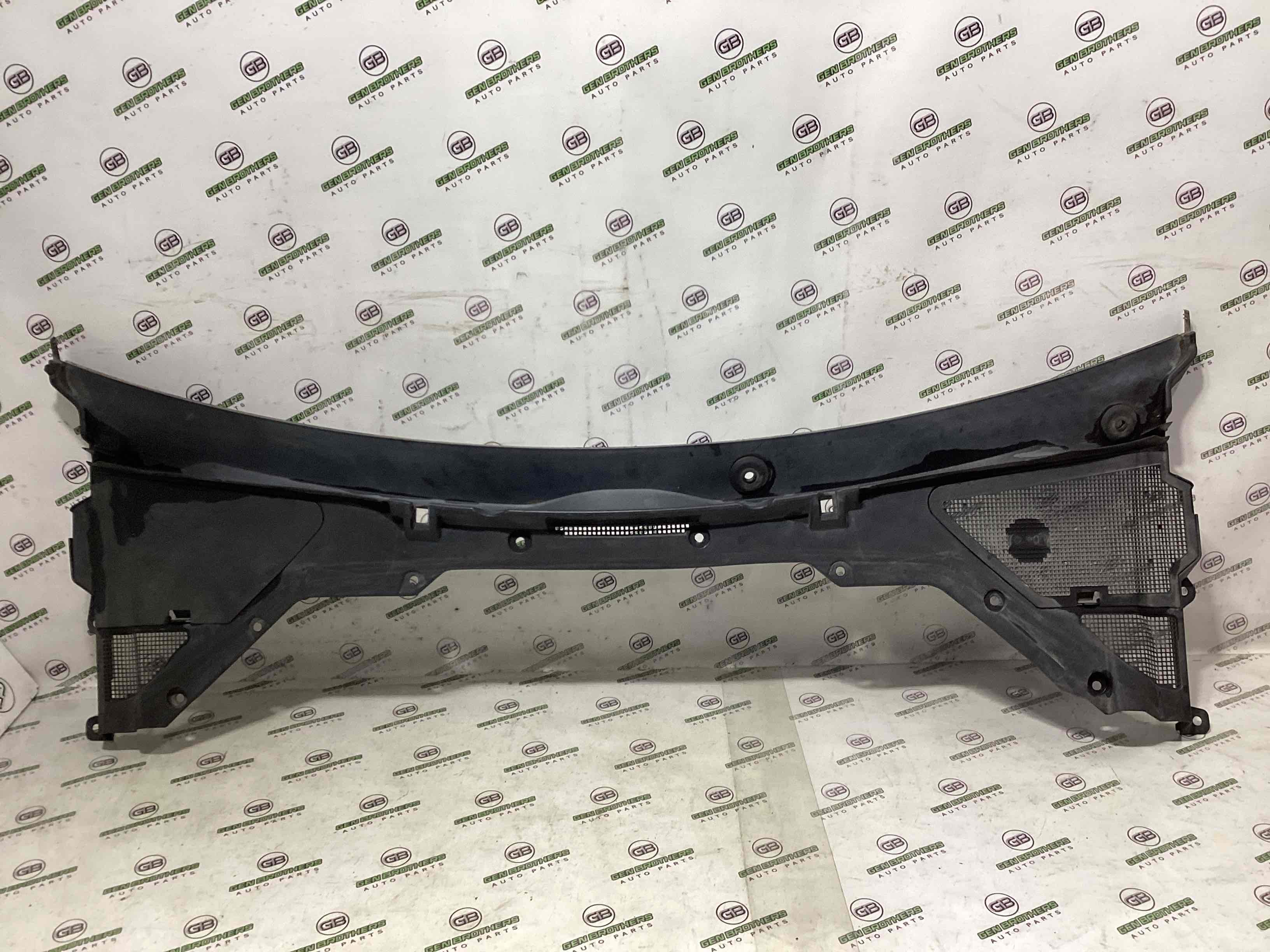 Жабо трапеції двірників, кріплення жабо