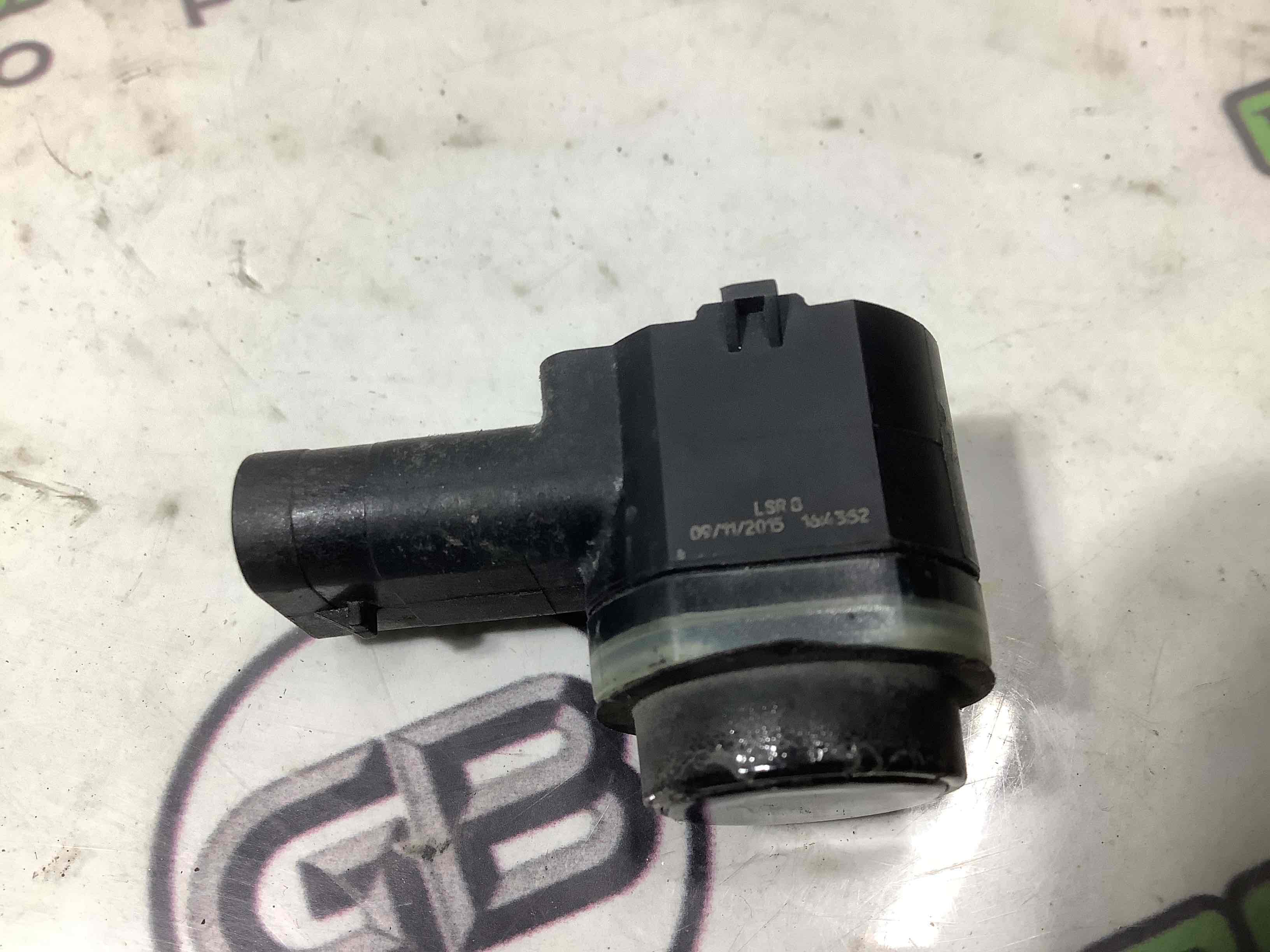 Парктронік, кріплення, корпус