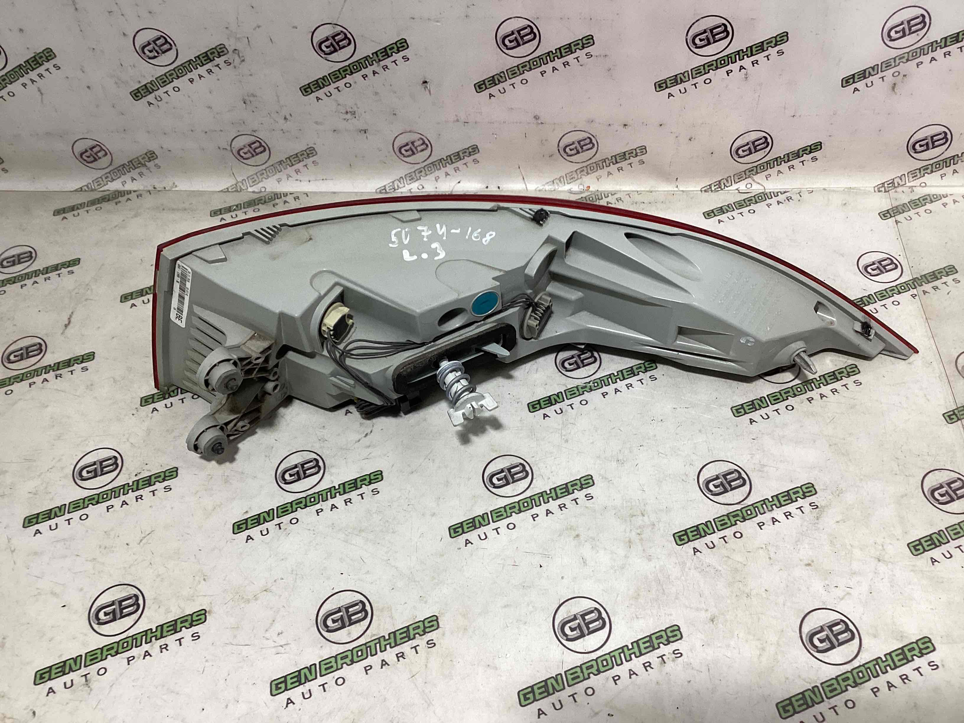 Ліхтар задній лівий